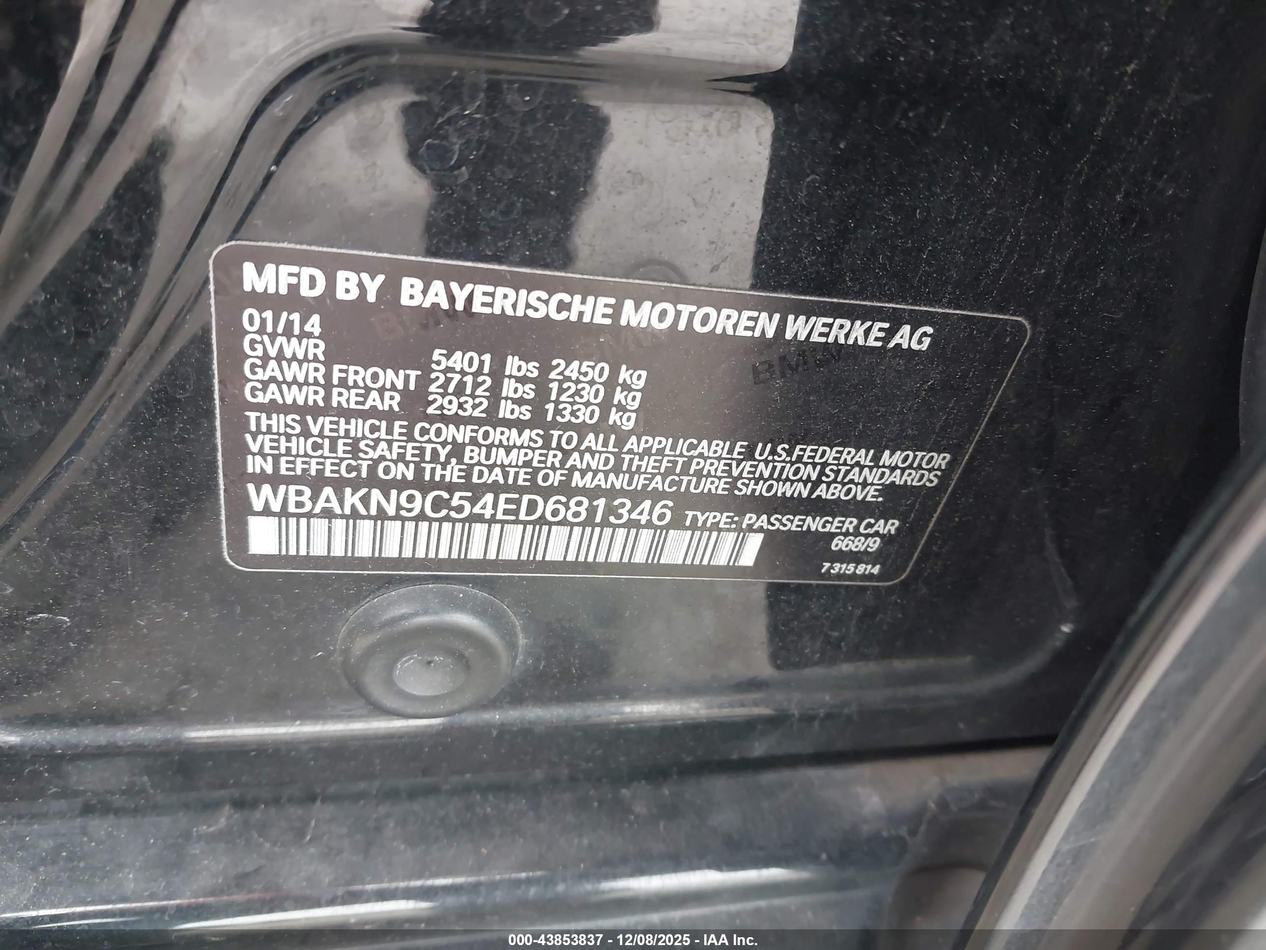 BMW 550I image 9