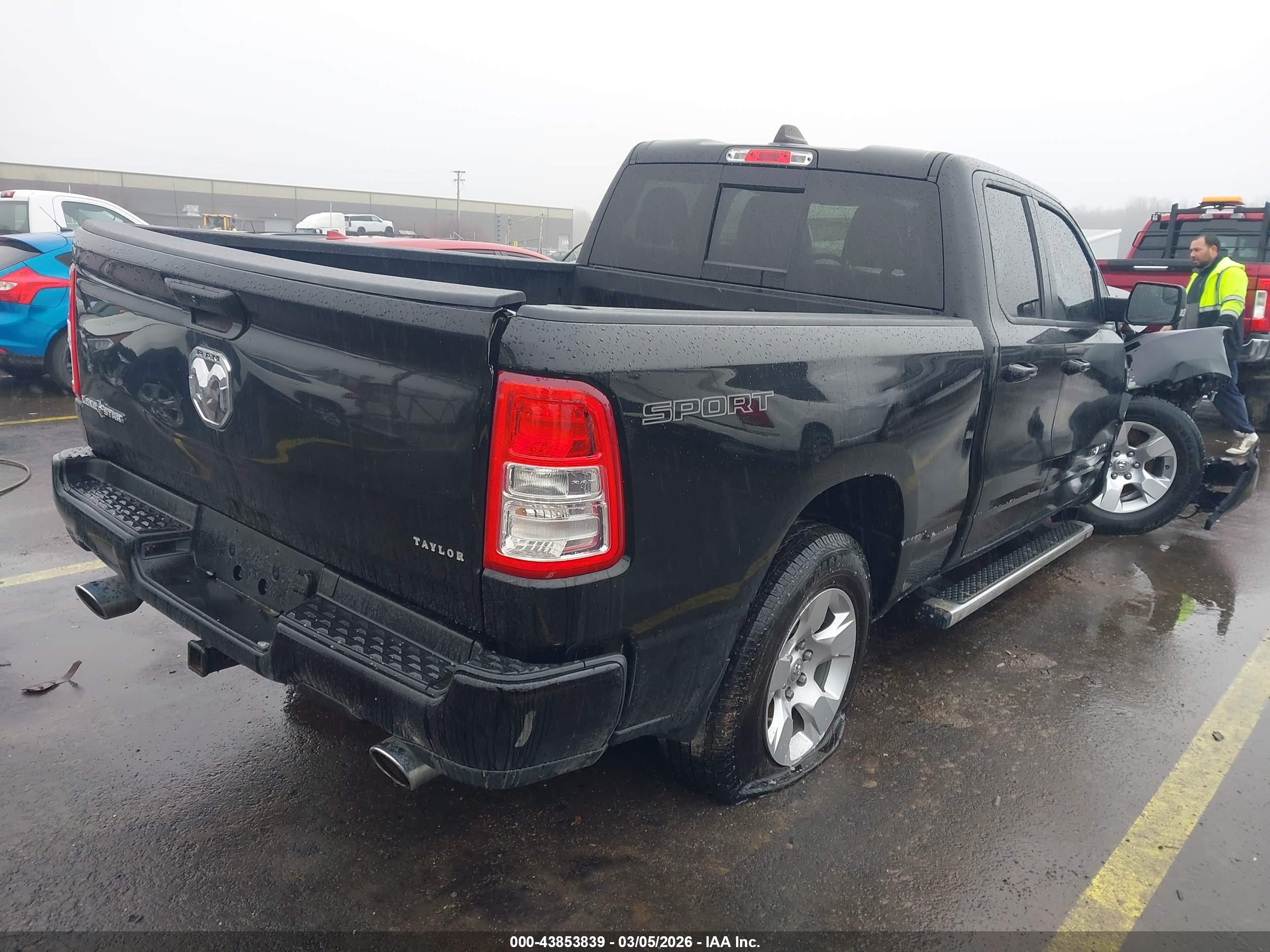 RAM 1500 image 4