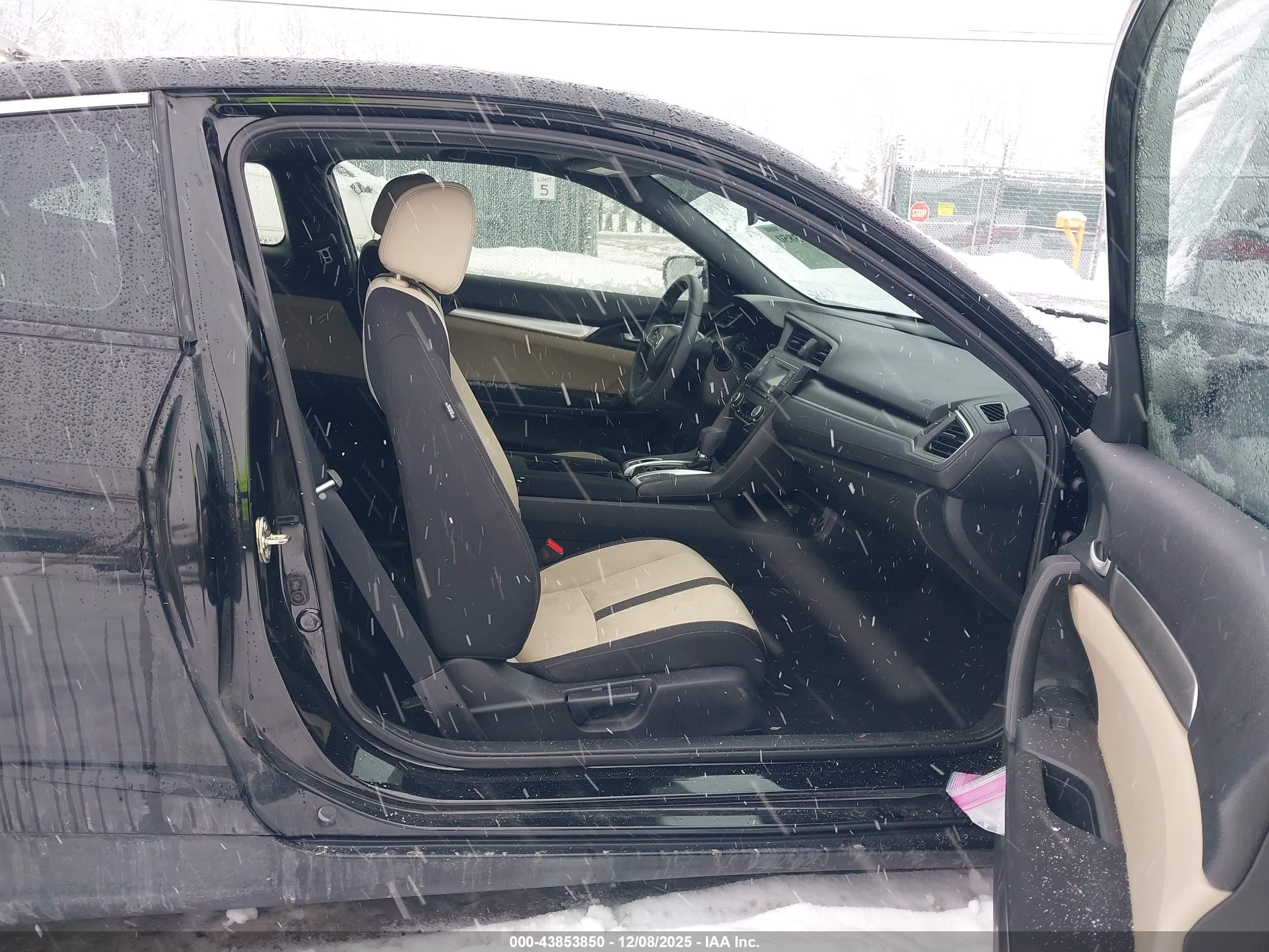 HONDA CIVIC image 5
