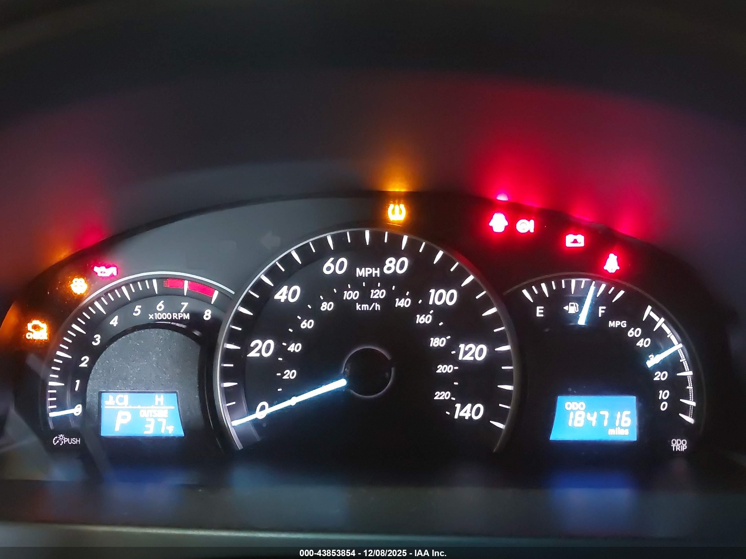 TOYOTA CAMRY image 7