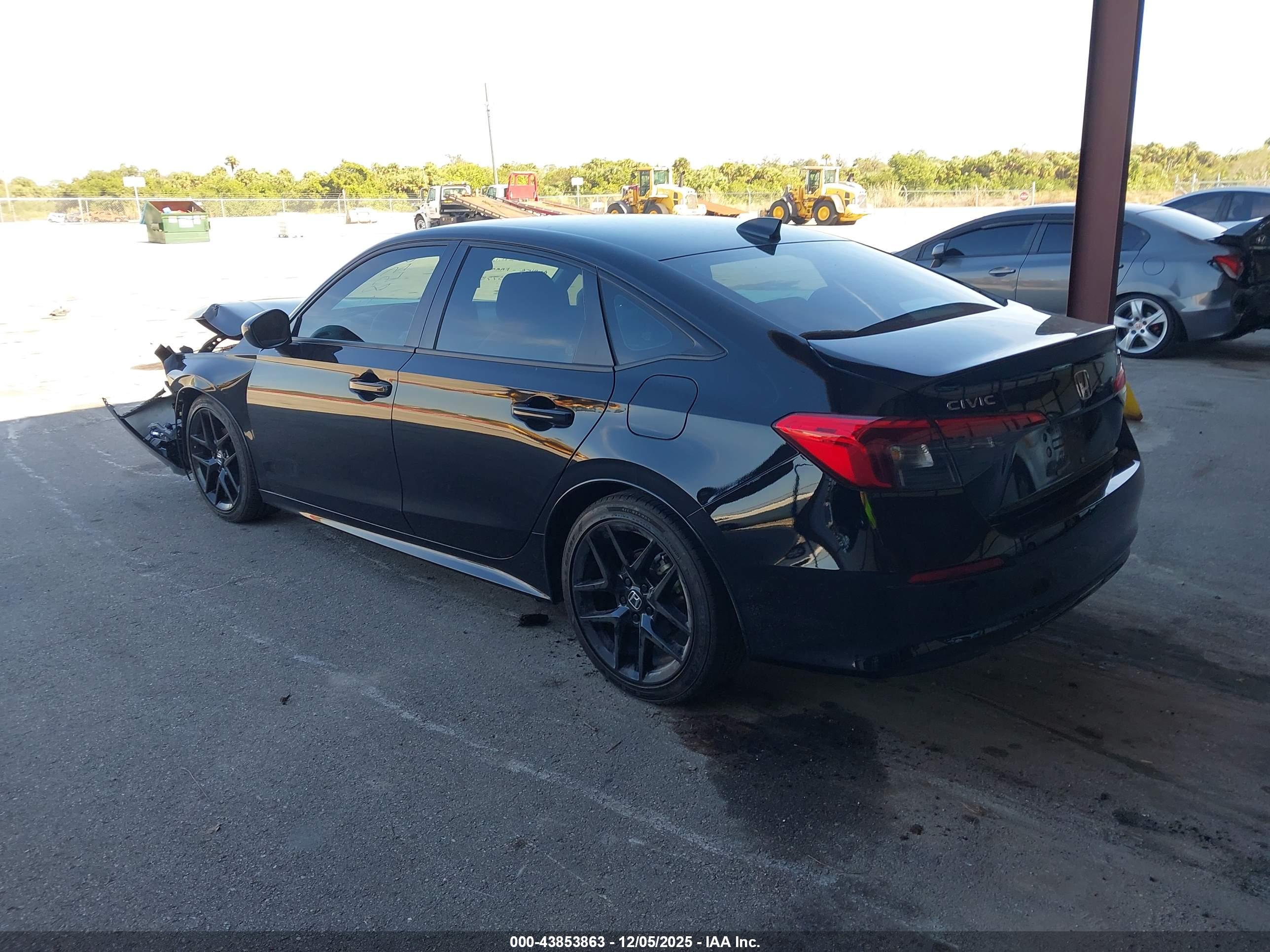 HONDA CIVIC image 3