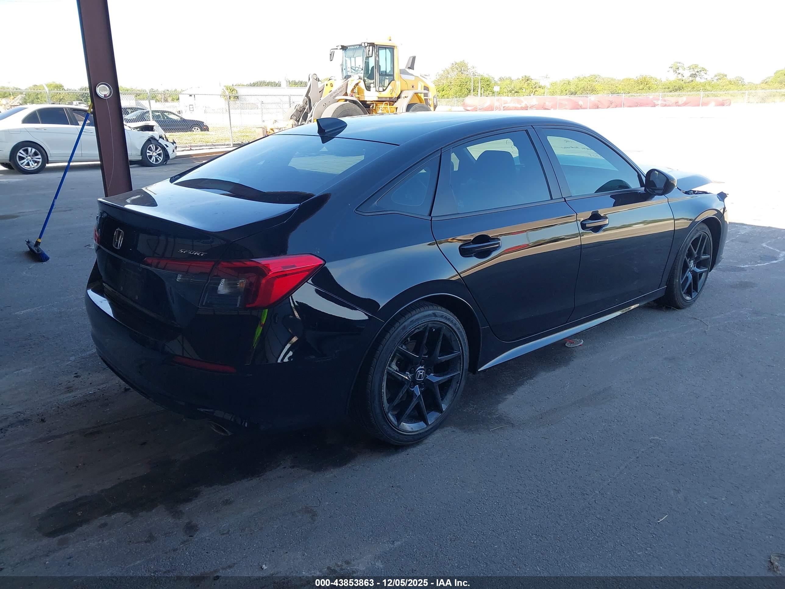 HONDA CIVIC image 4