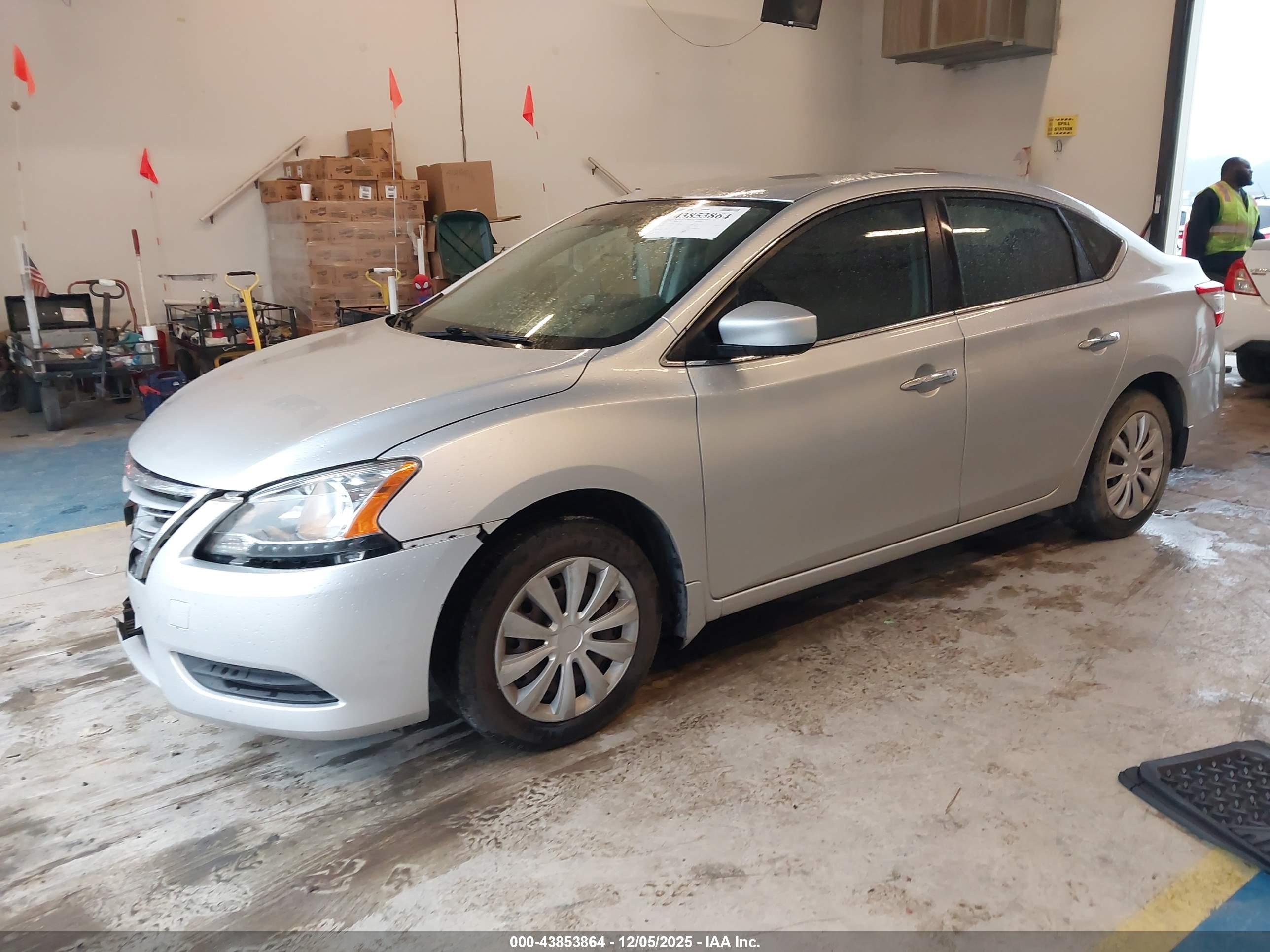 NISSAN SENTRA image 2