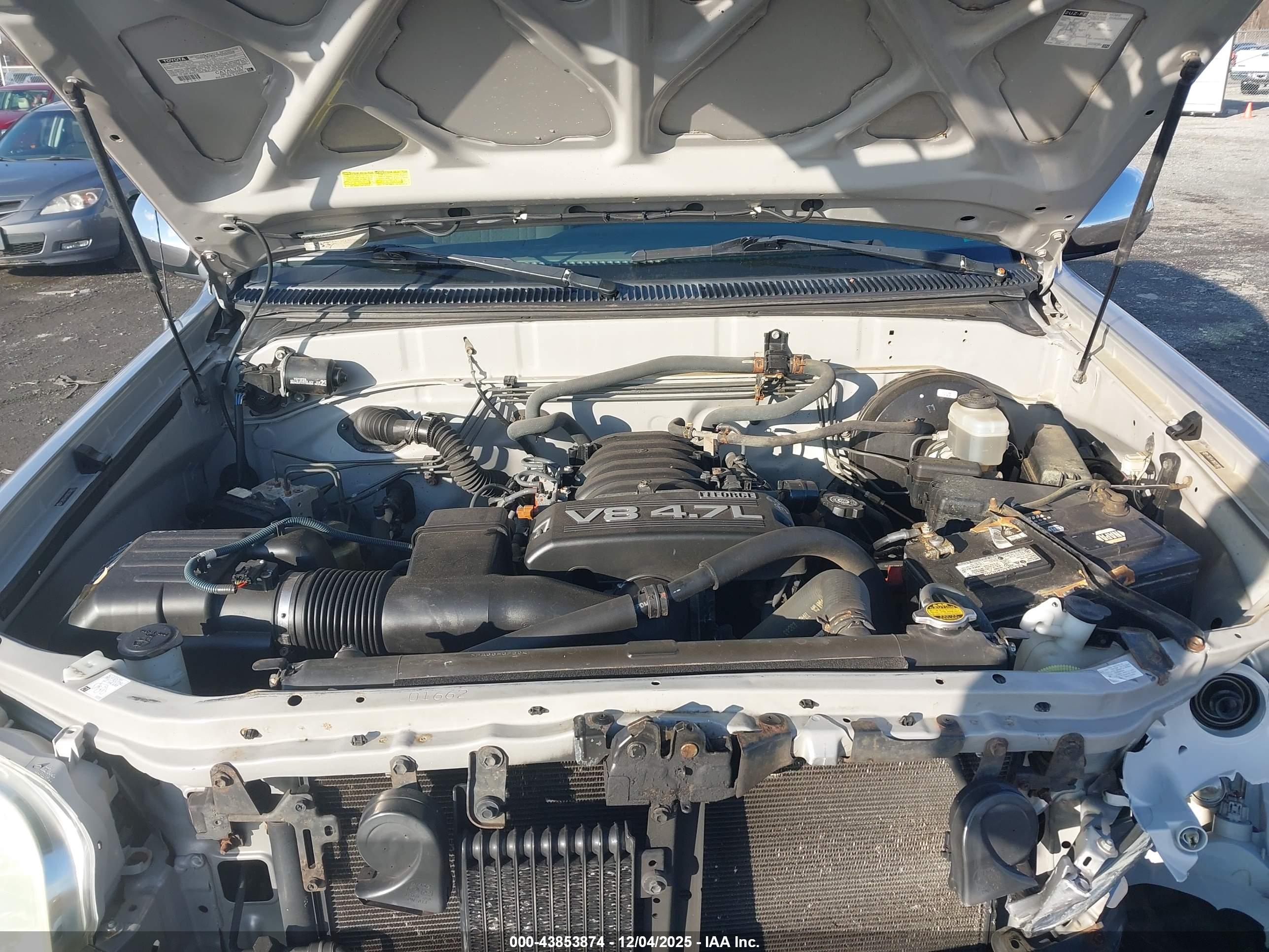 TOYOTA TUNDRA image 10