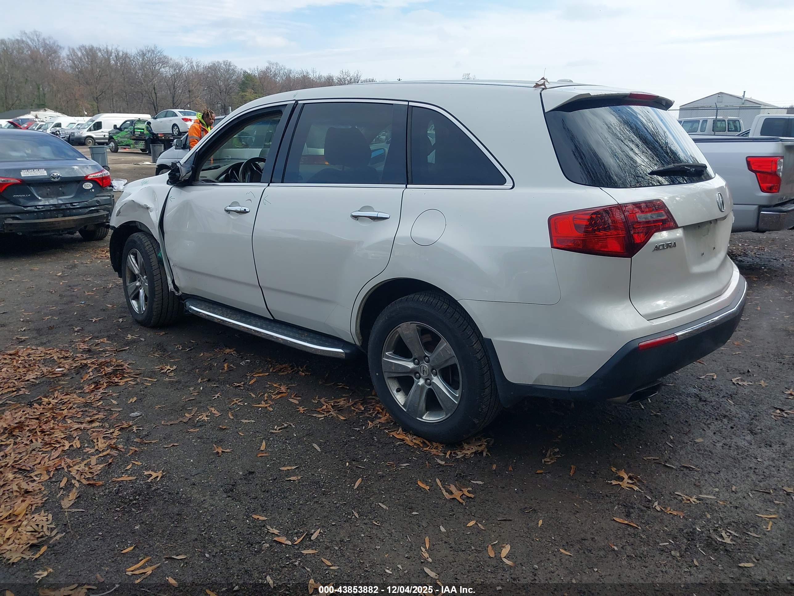 ACURA MDX image 3