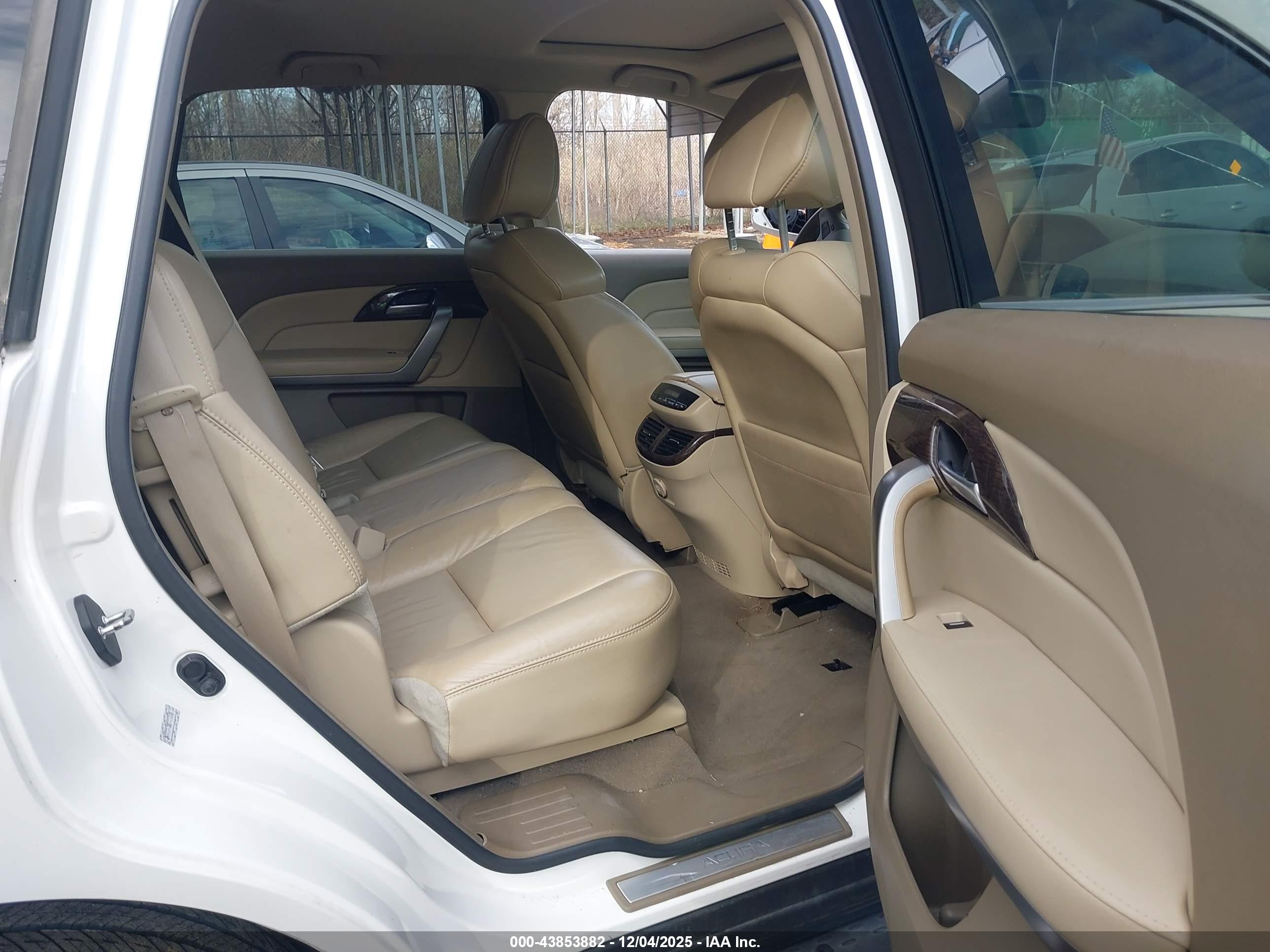 ACURA MDX image 8