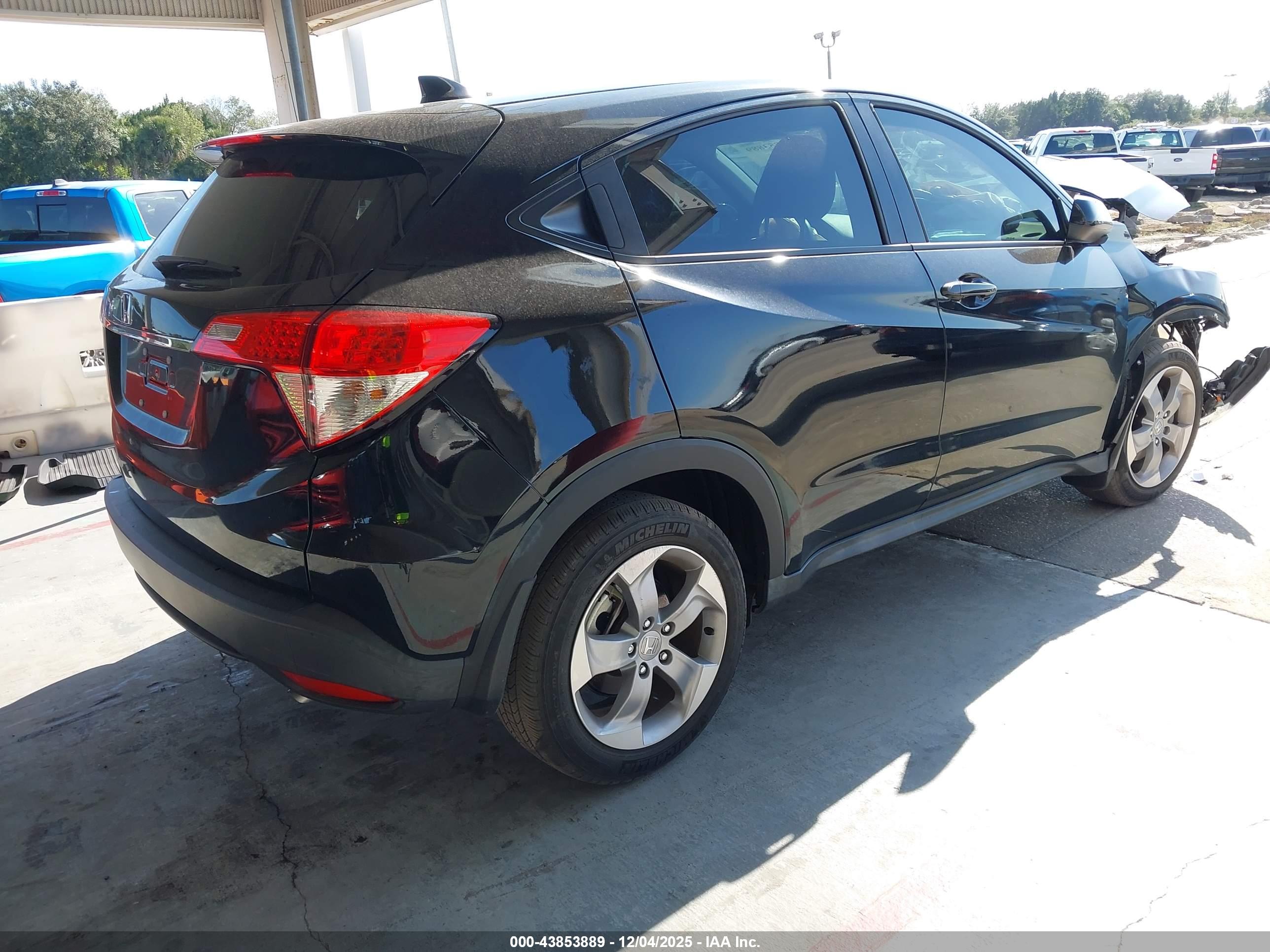 HONDA HR-V image 4