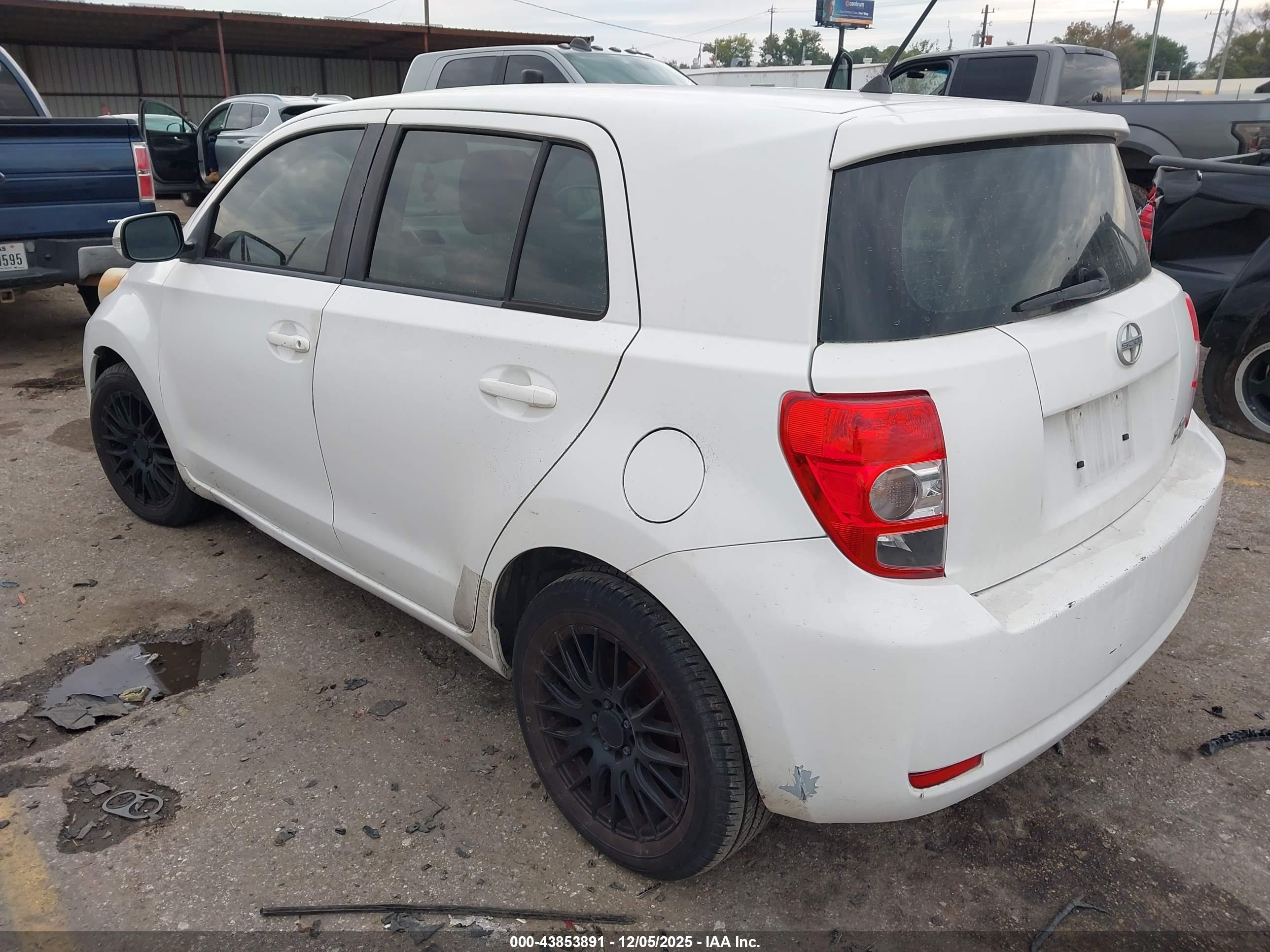 SCION XD image 3