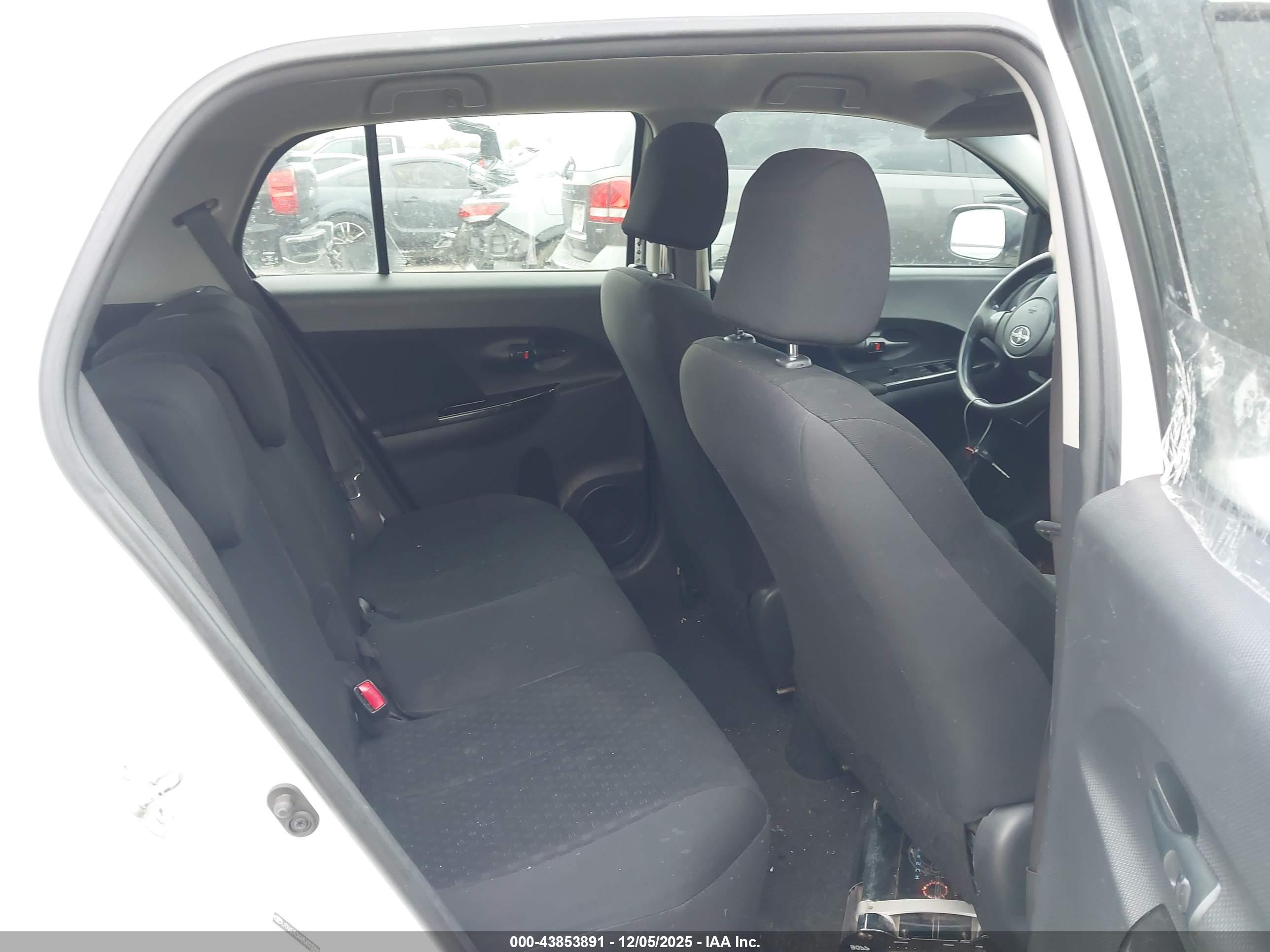 SCION XD image 8