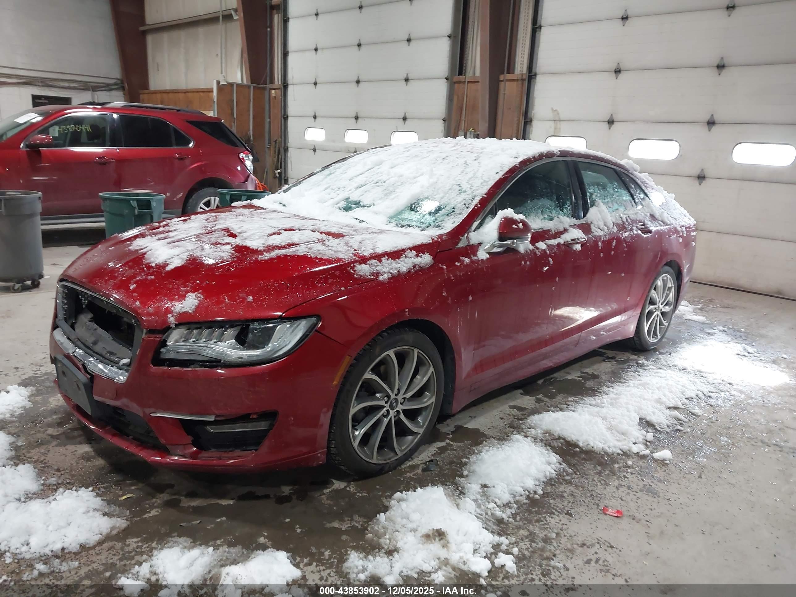 LINCOLN MKZ image 2