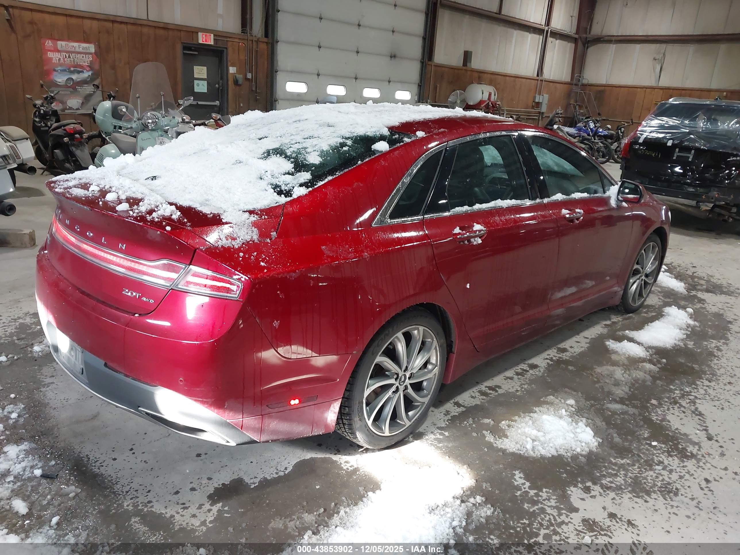 LINCOLN MKZ image 4