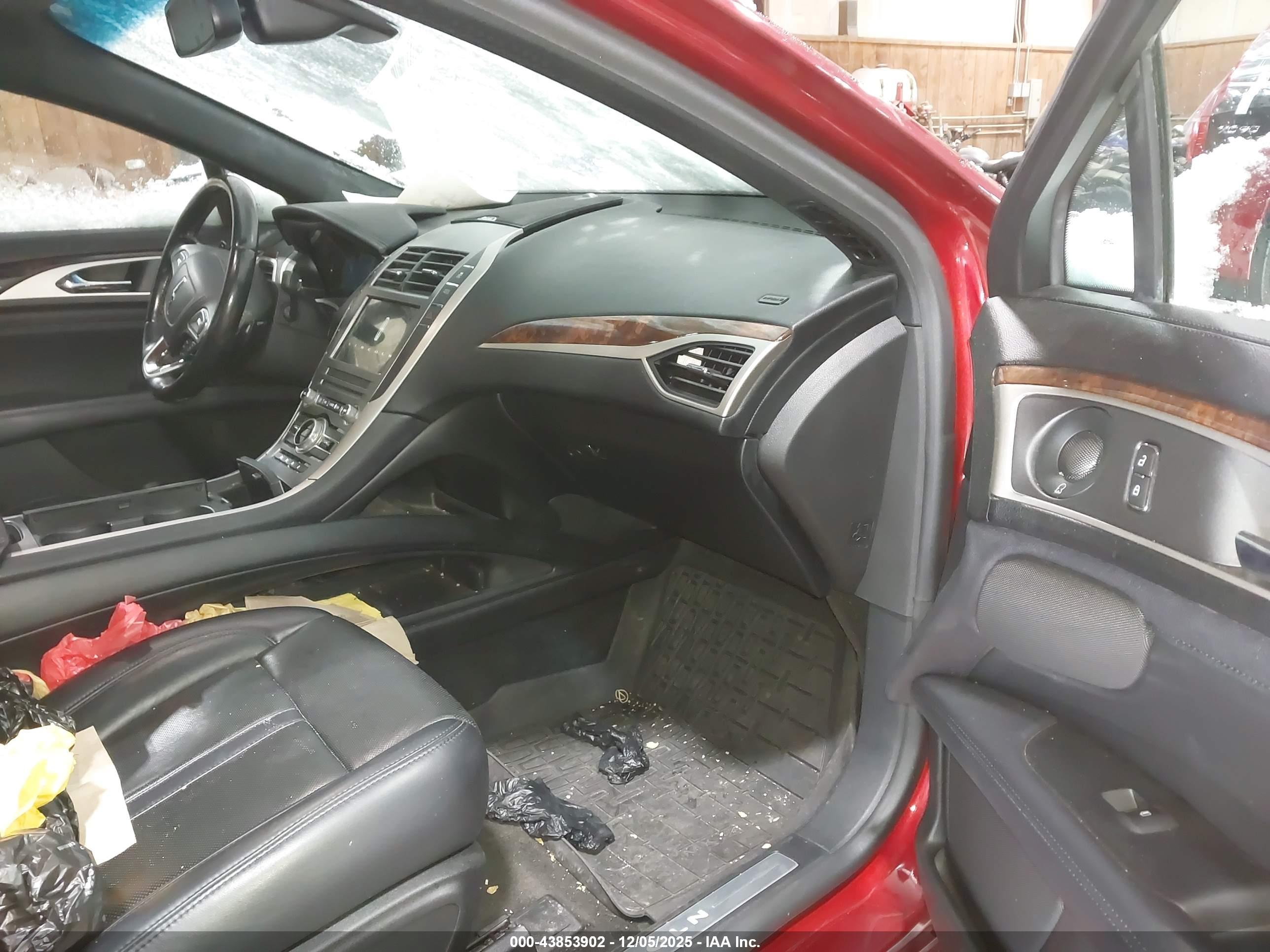 LINCOLN MKZ image 5