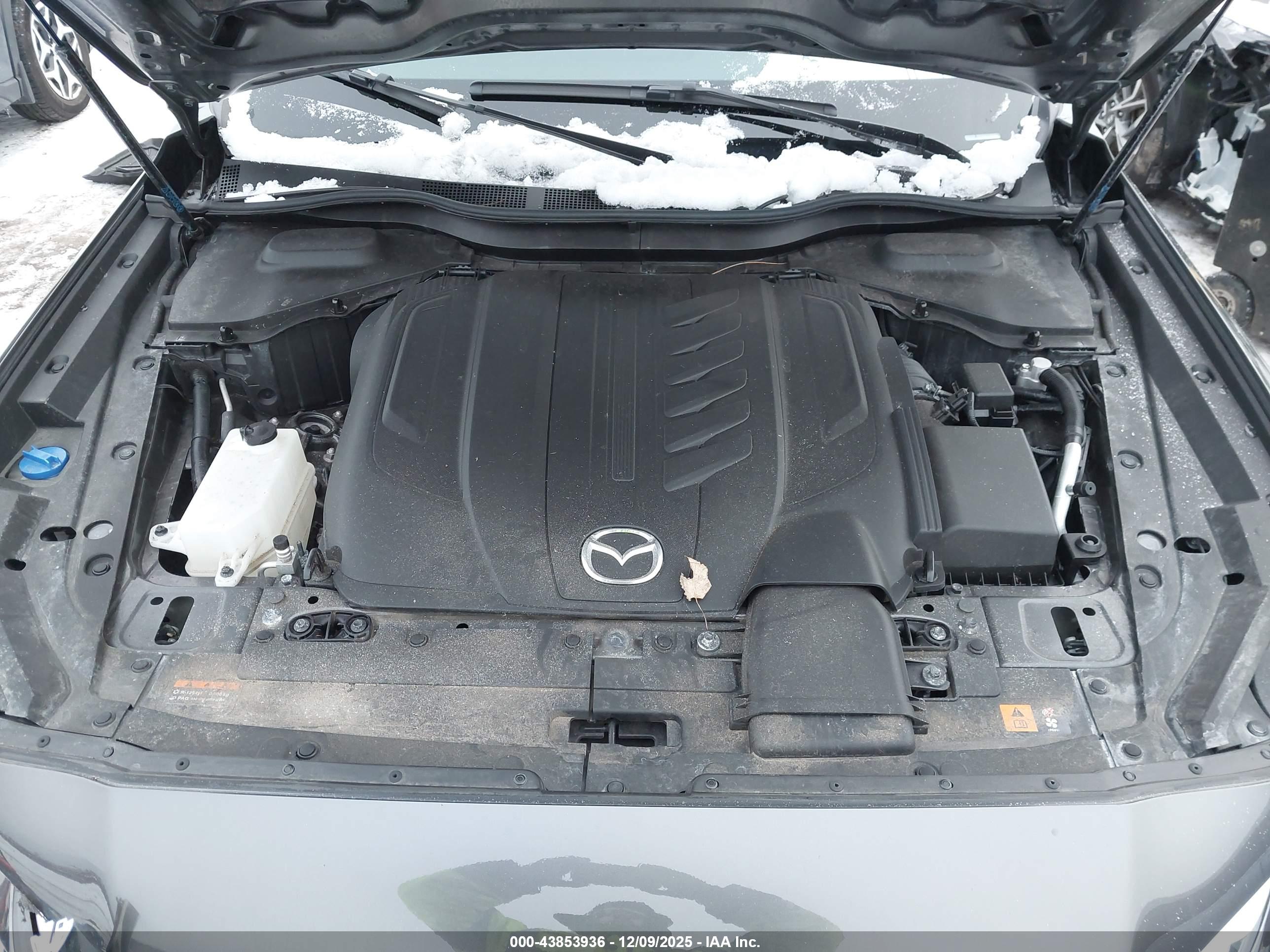 MAZDA CX-90 image 10