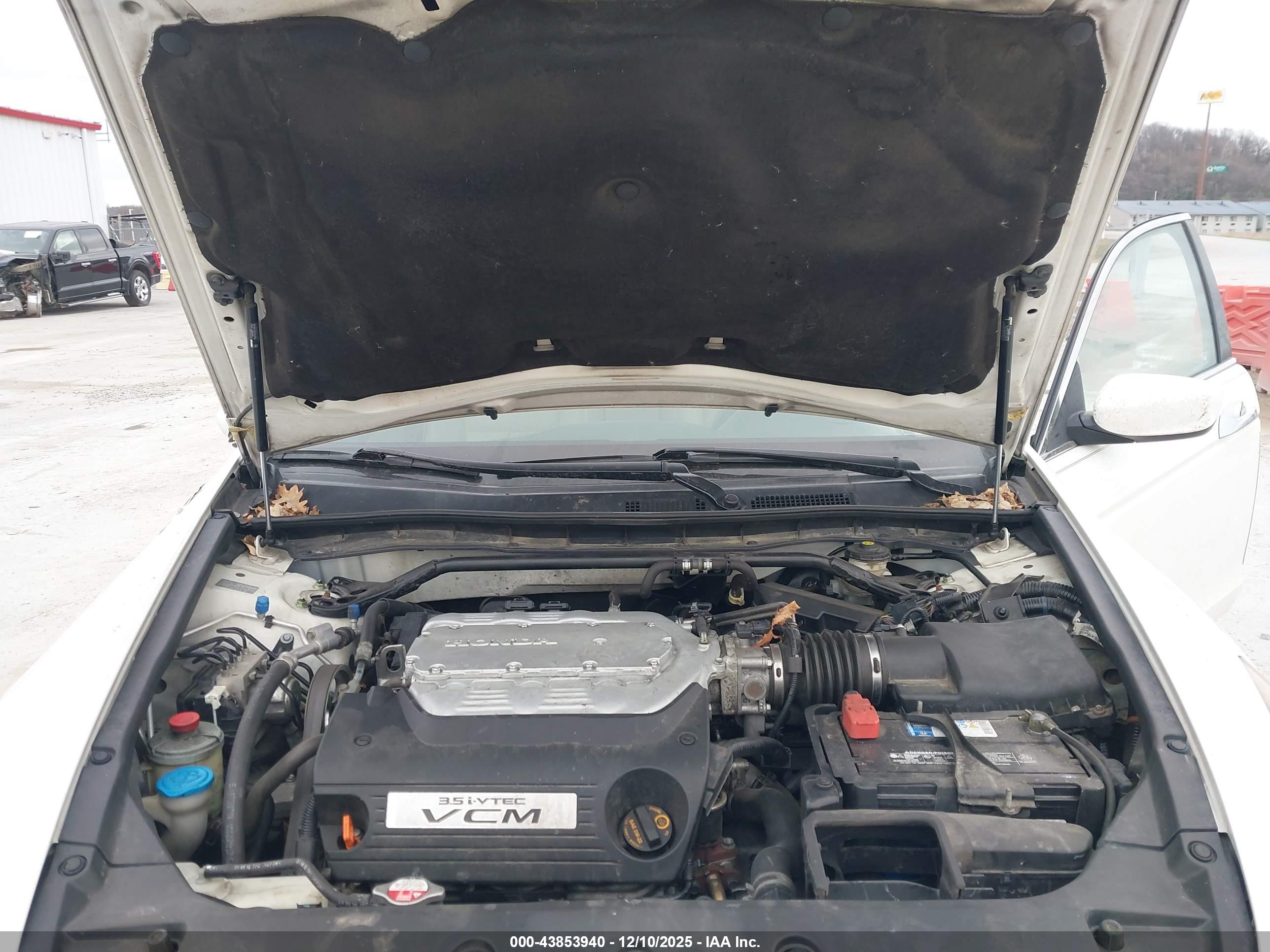HONDA ACCORD image 10