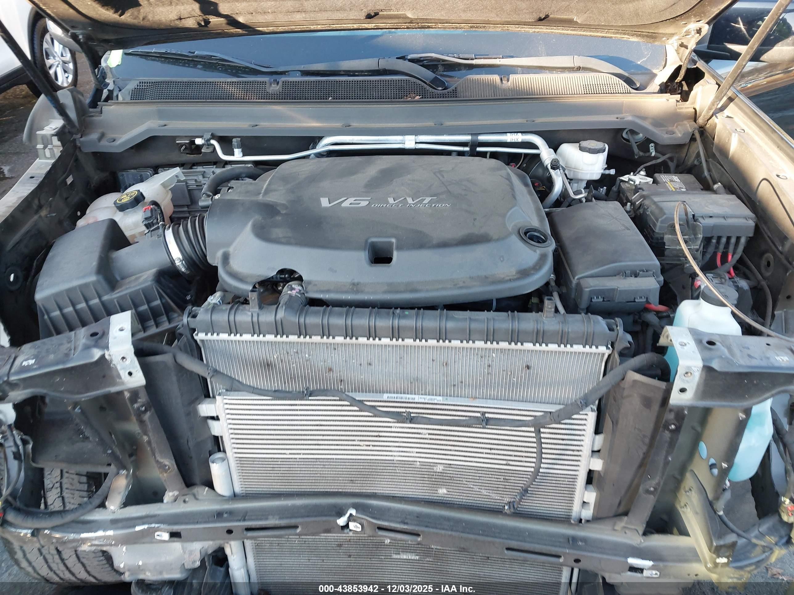 CHEVROLET COLORADO image 10