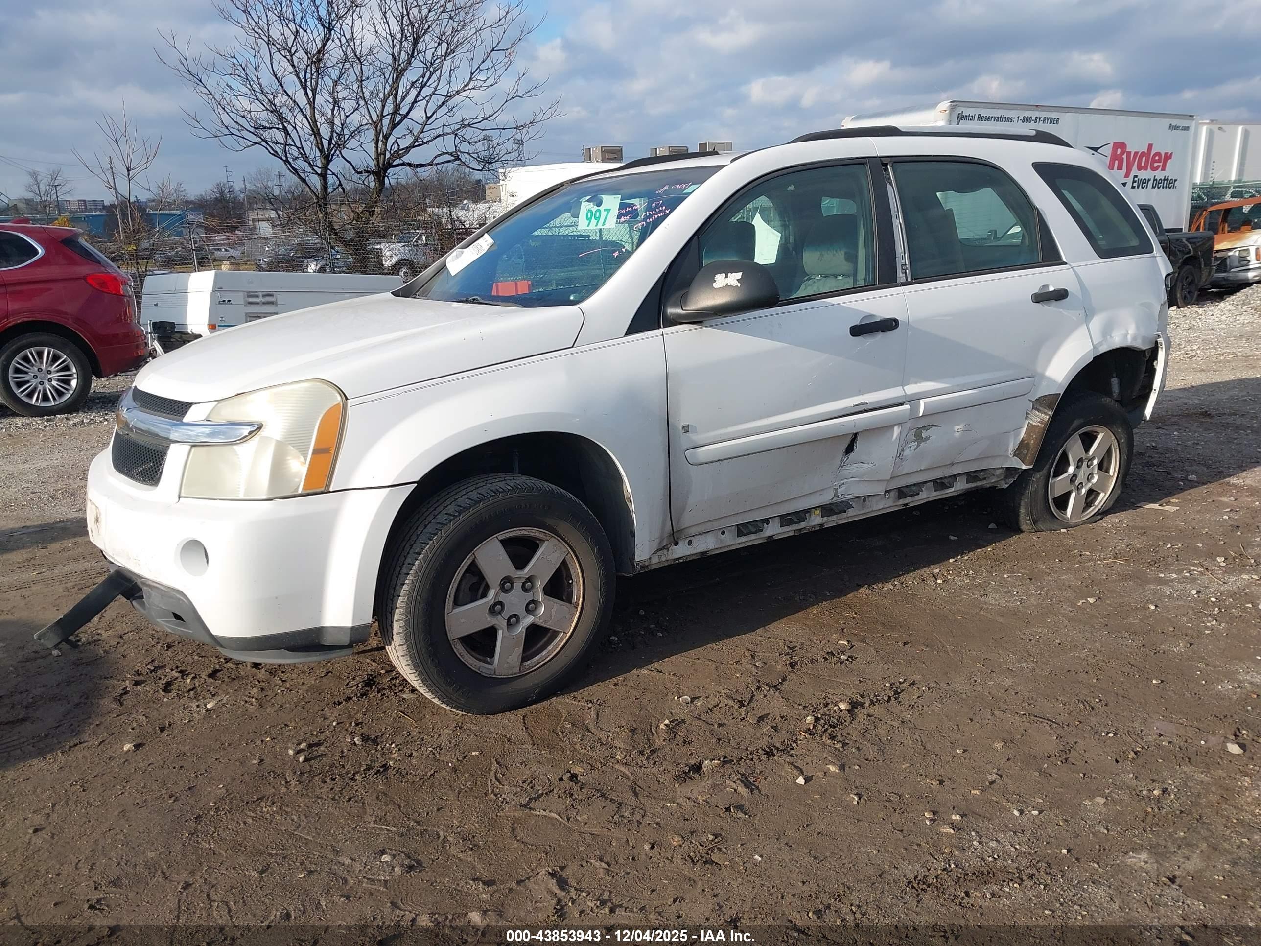 CHEVROLET EQUINOX image 2