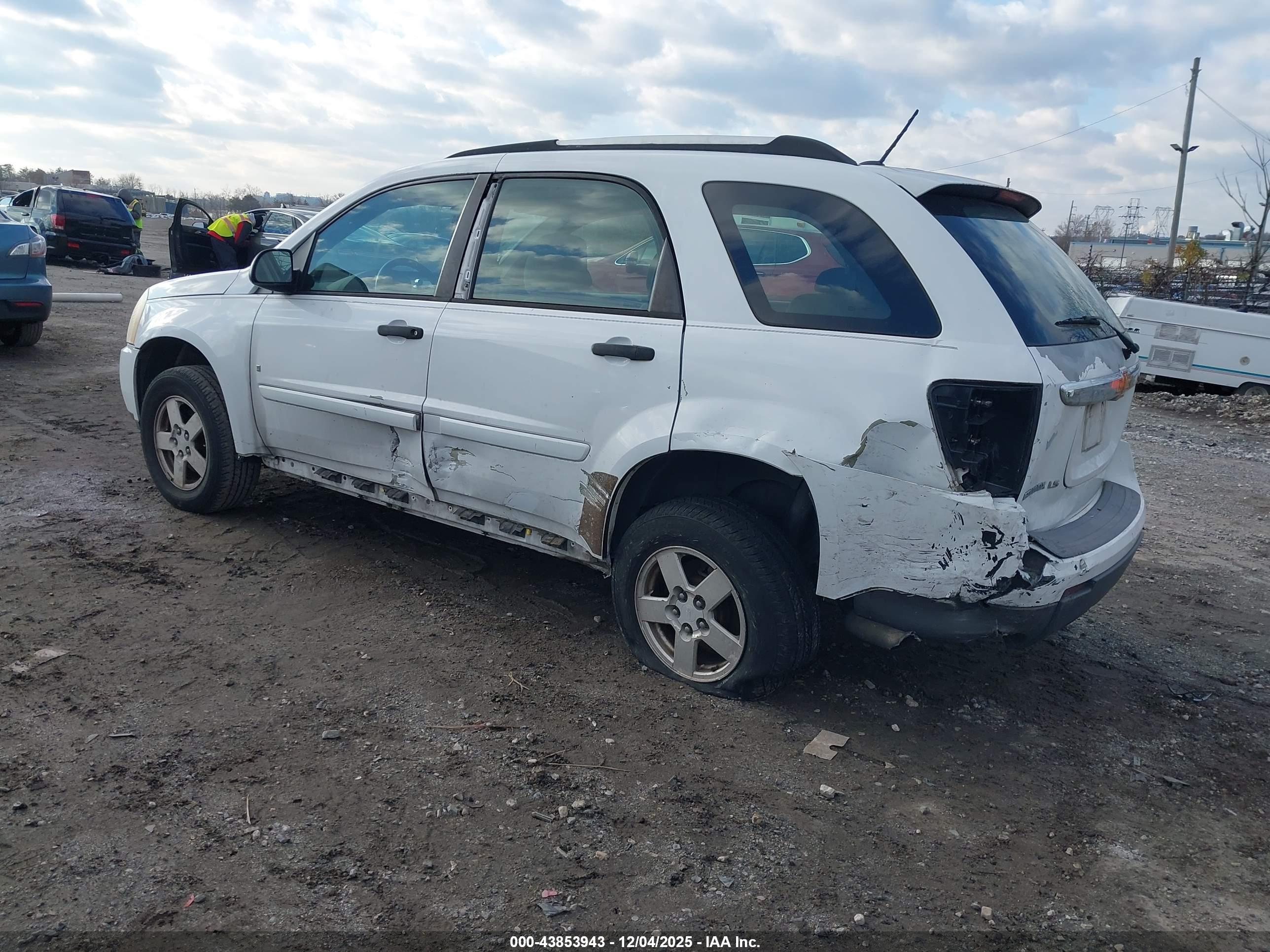 CHEVROLET EQUINOX image 3