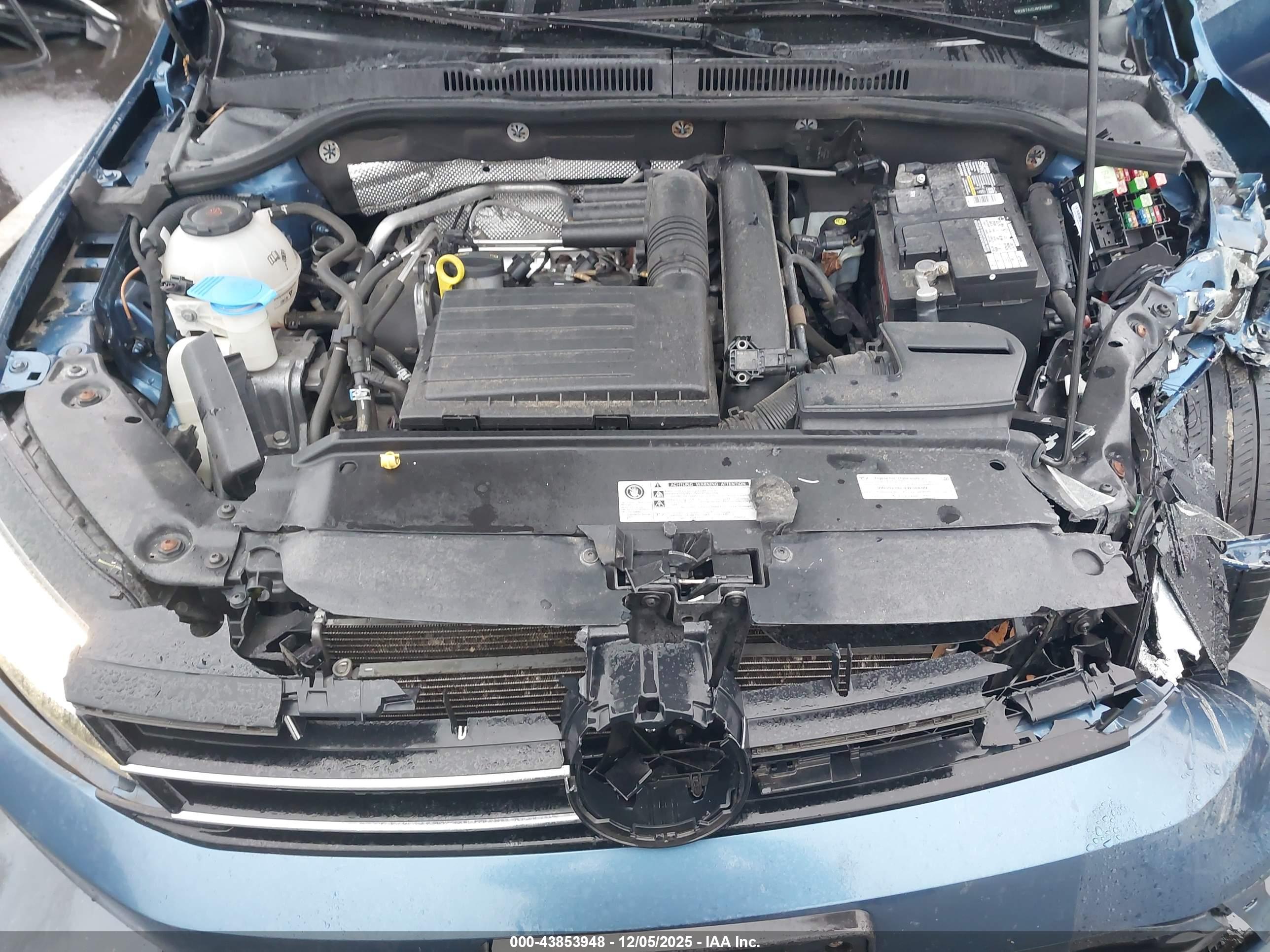 VOLKSWAGEN JETTA image 10