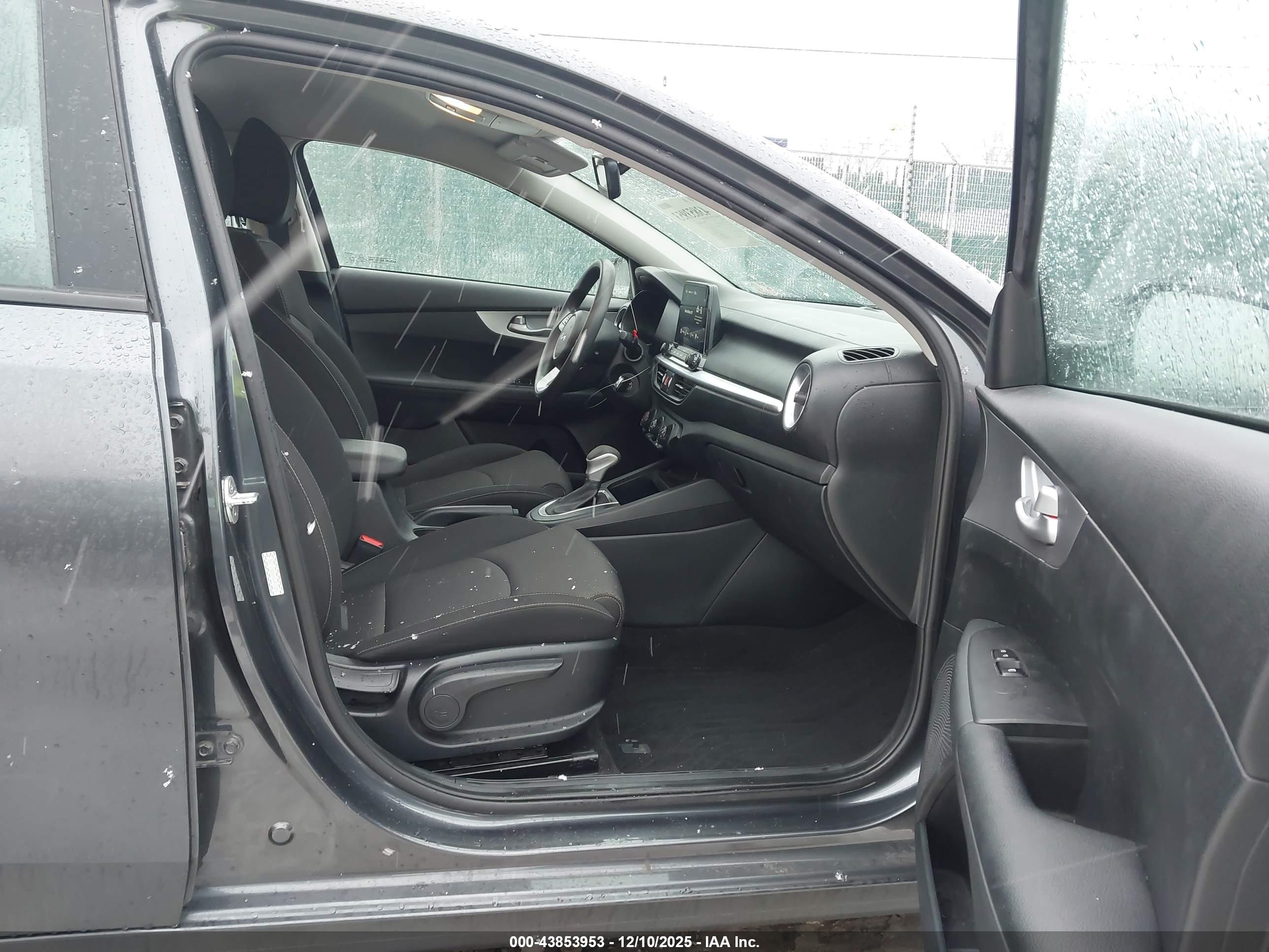 KIA FORTE image 5