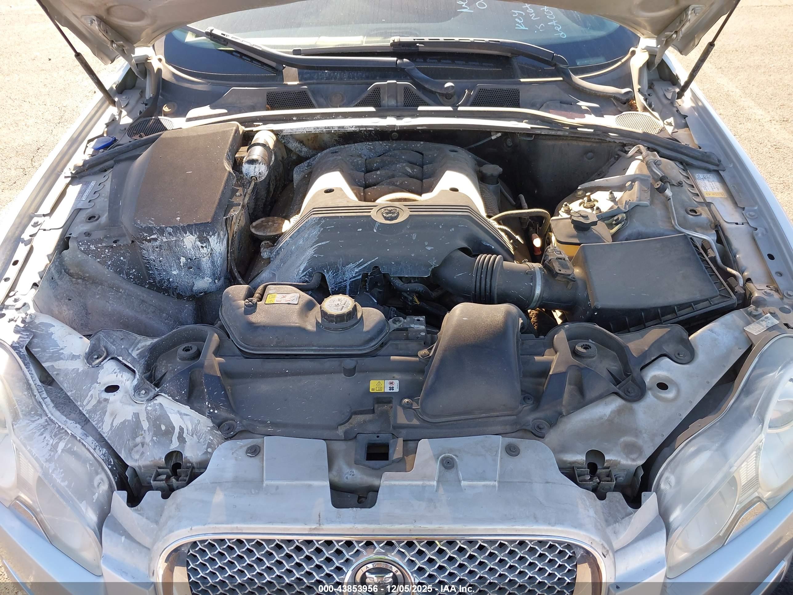 JAGUAR XF image 10