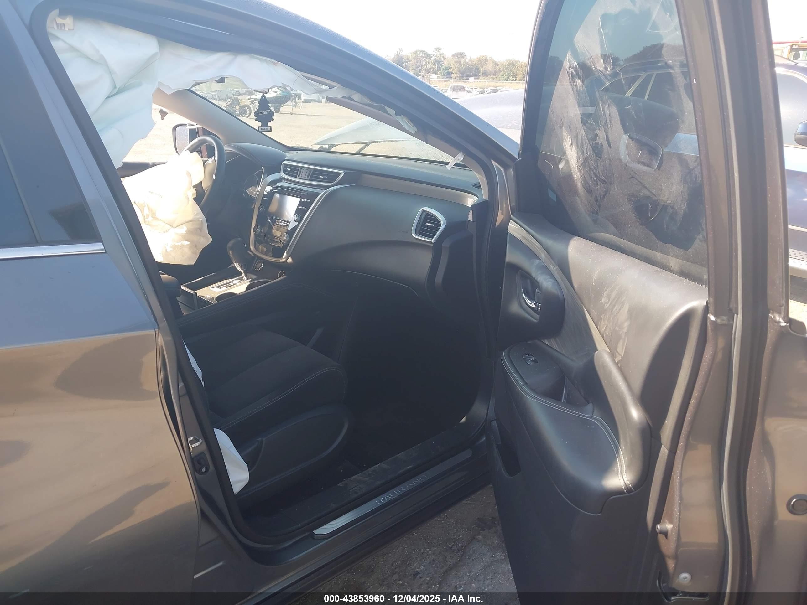 NISSAN MURANO image 5