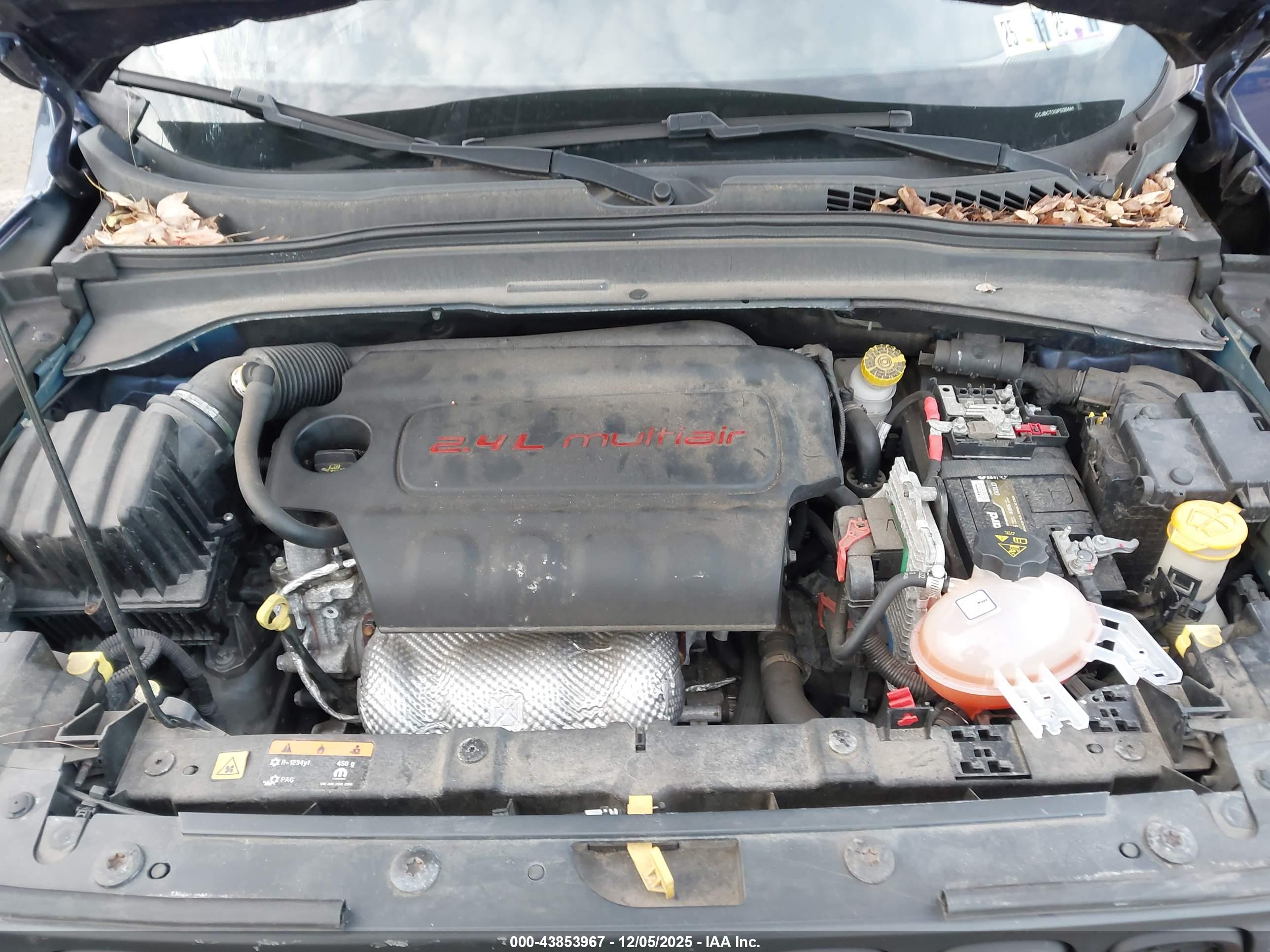 JEEP RENEGADE image 10