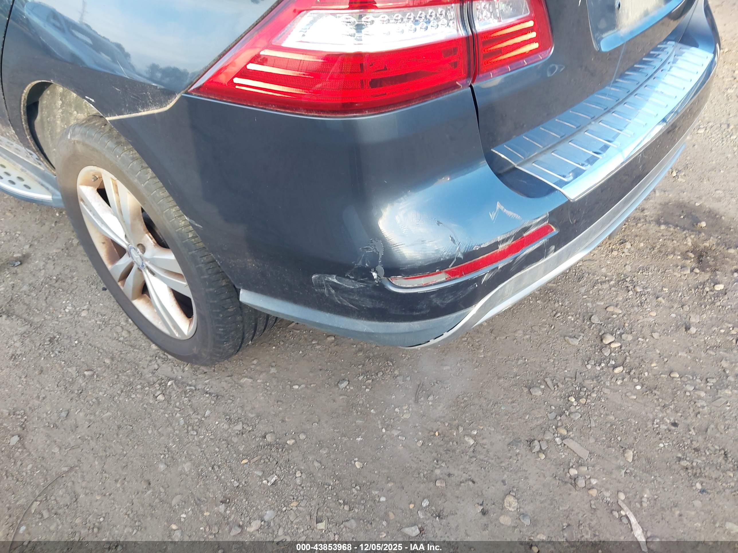 MERCEDES-BENZ ML image 6