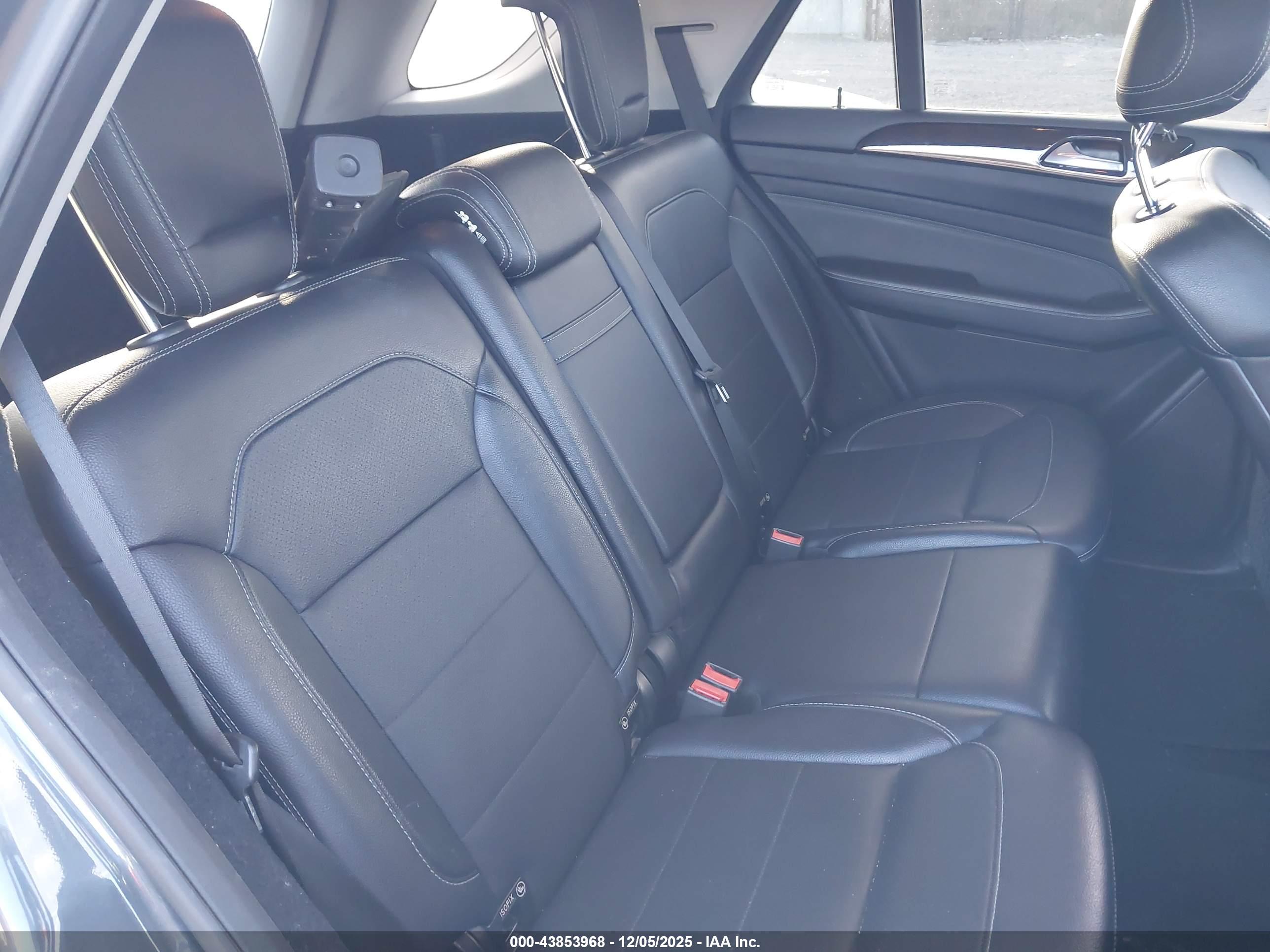 MERCEDES-BENZ ML image 8