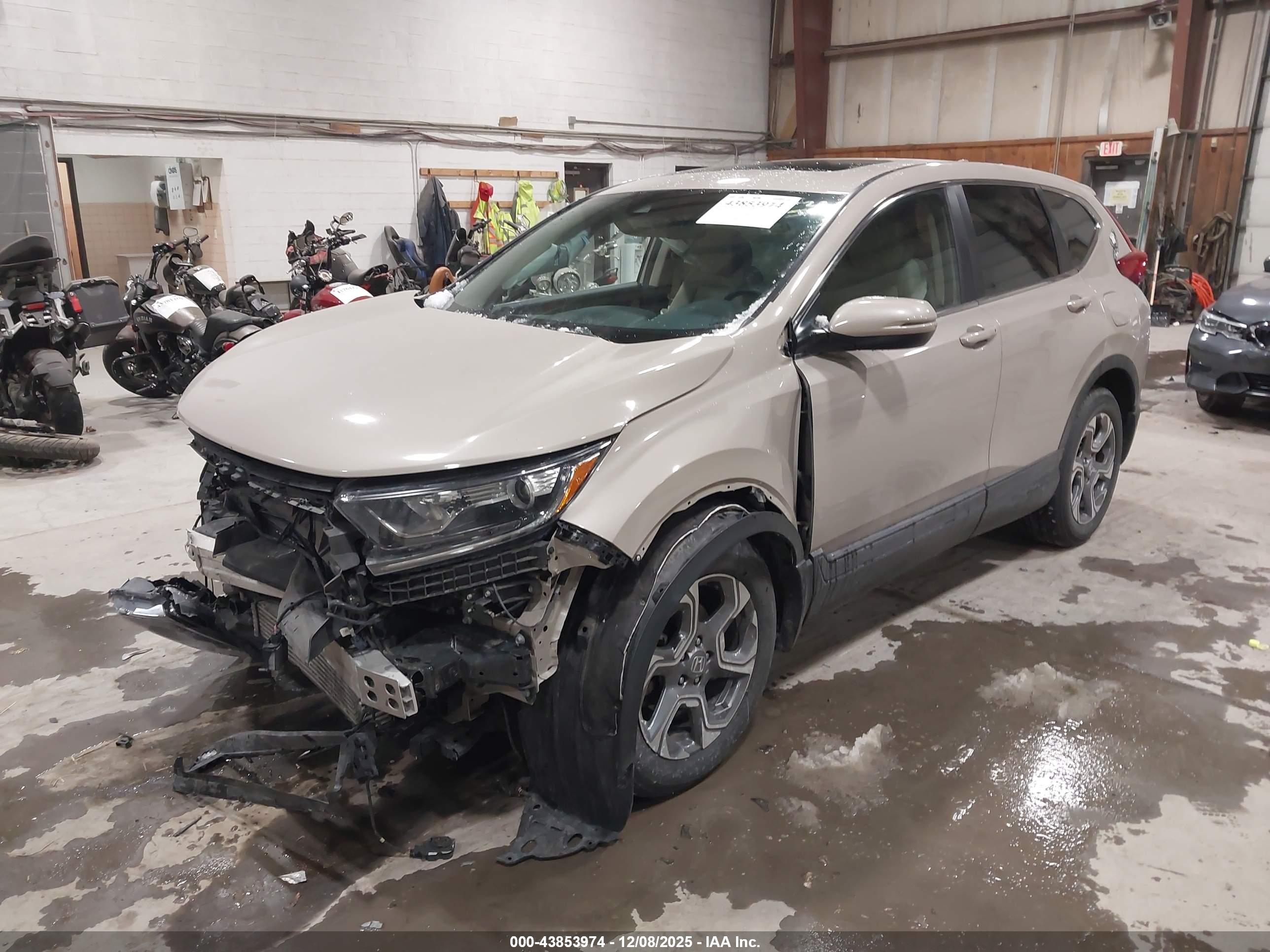 HONDA CR-V image 2