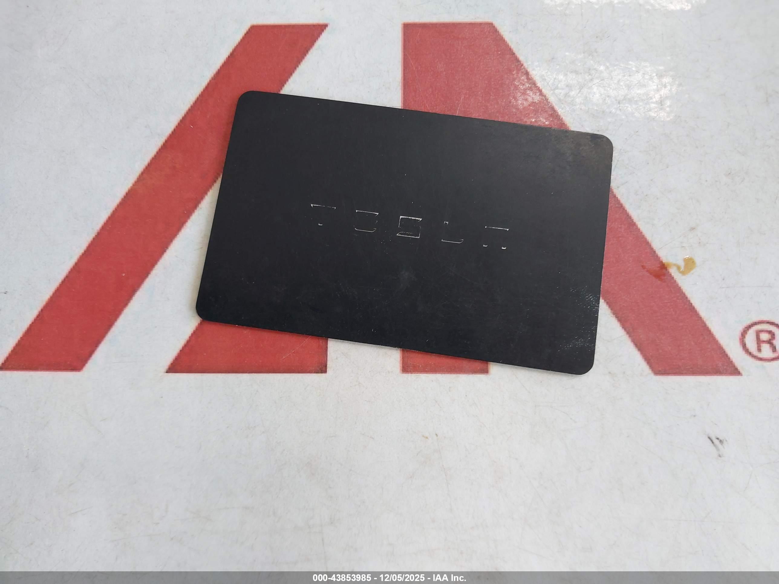 TESLA MODEL image 11