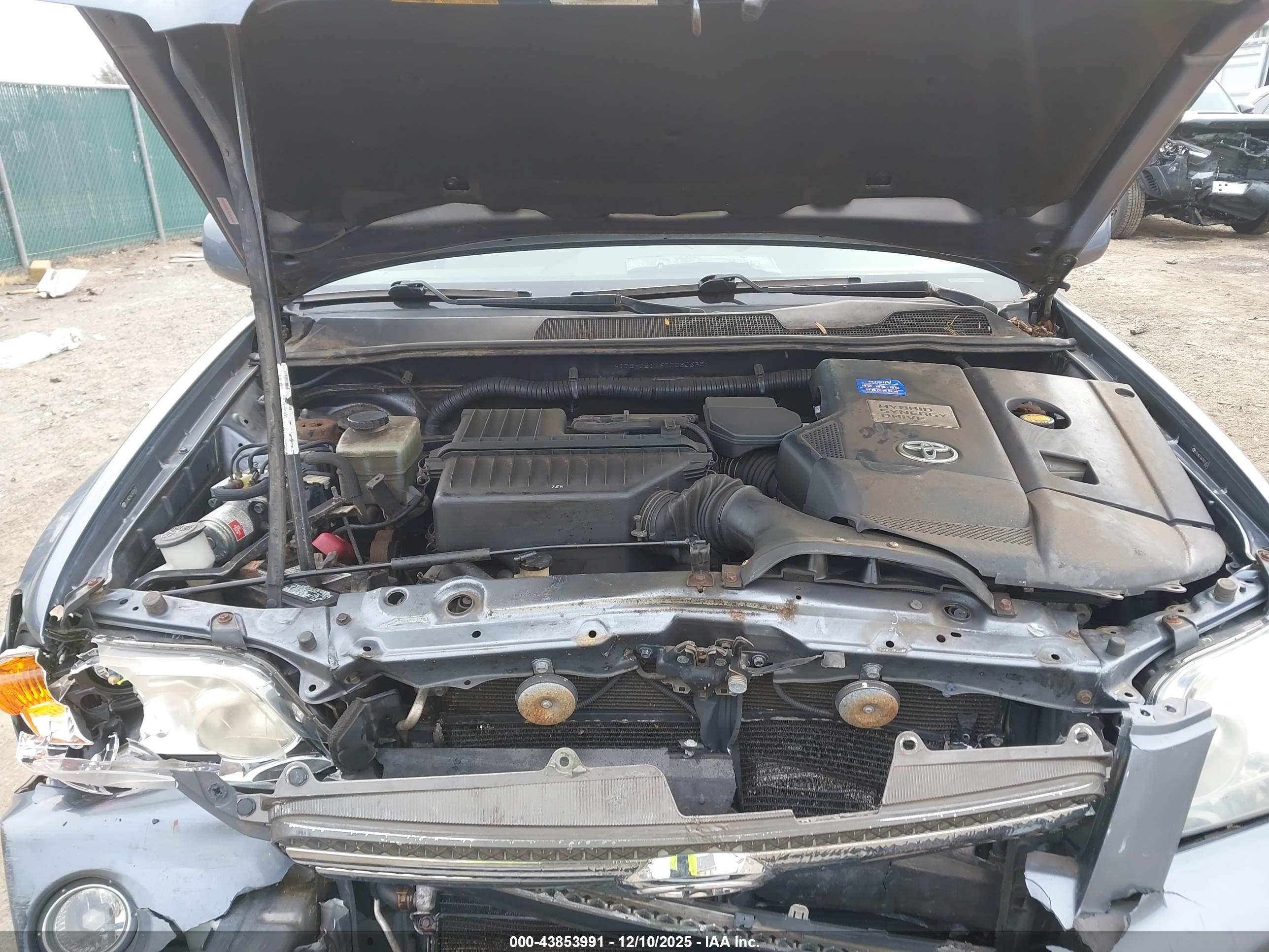 TOYOTA HIGHLANDER image 10