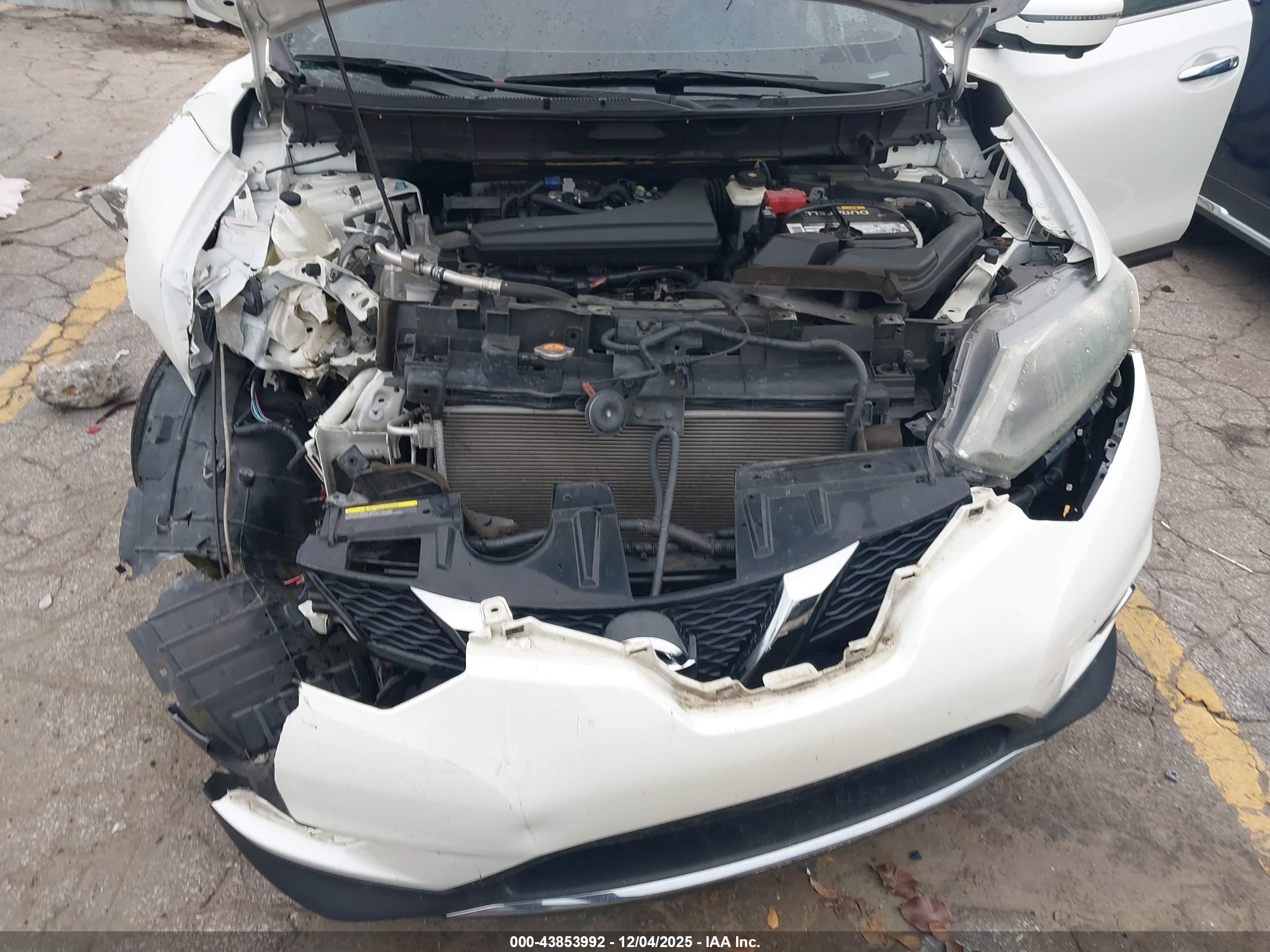 NISSAN ROGUE image 10