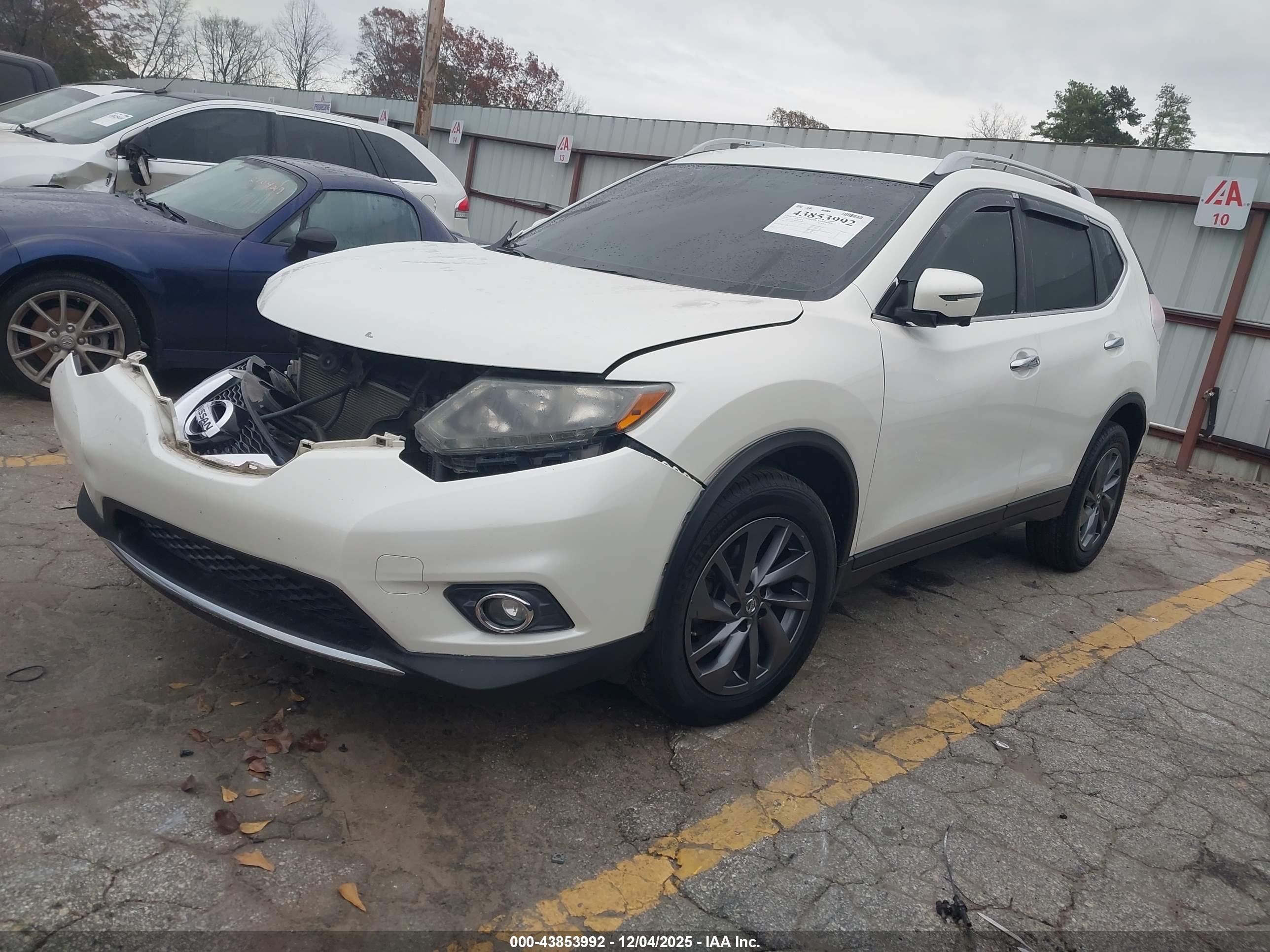 NISSAN ROGUE image 2