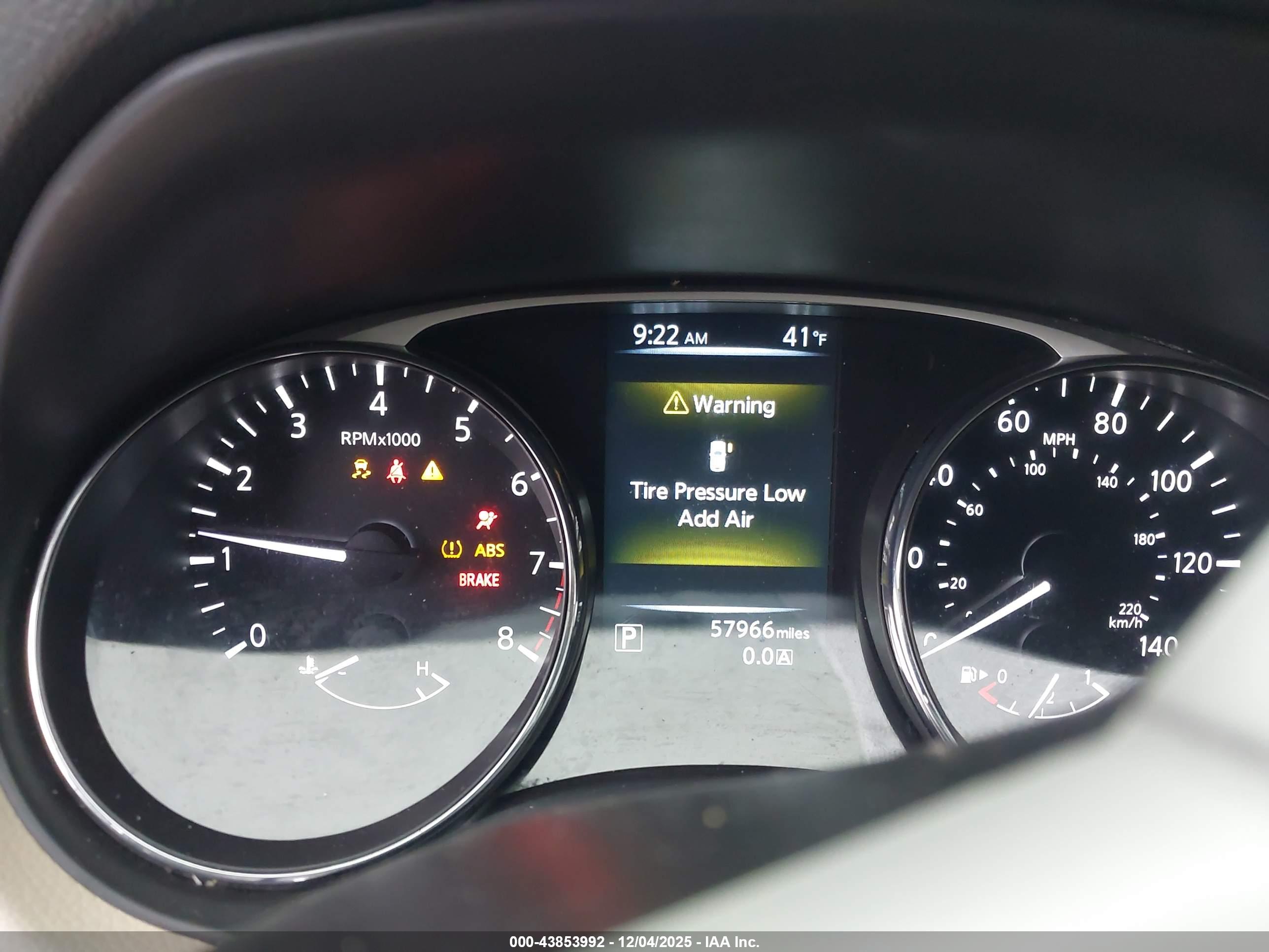 NISSAN ROGUE image 7