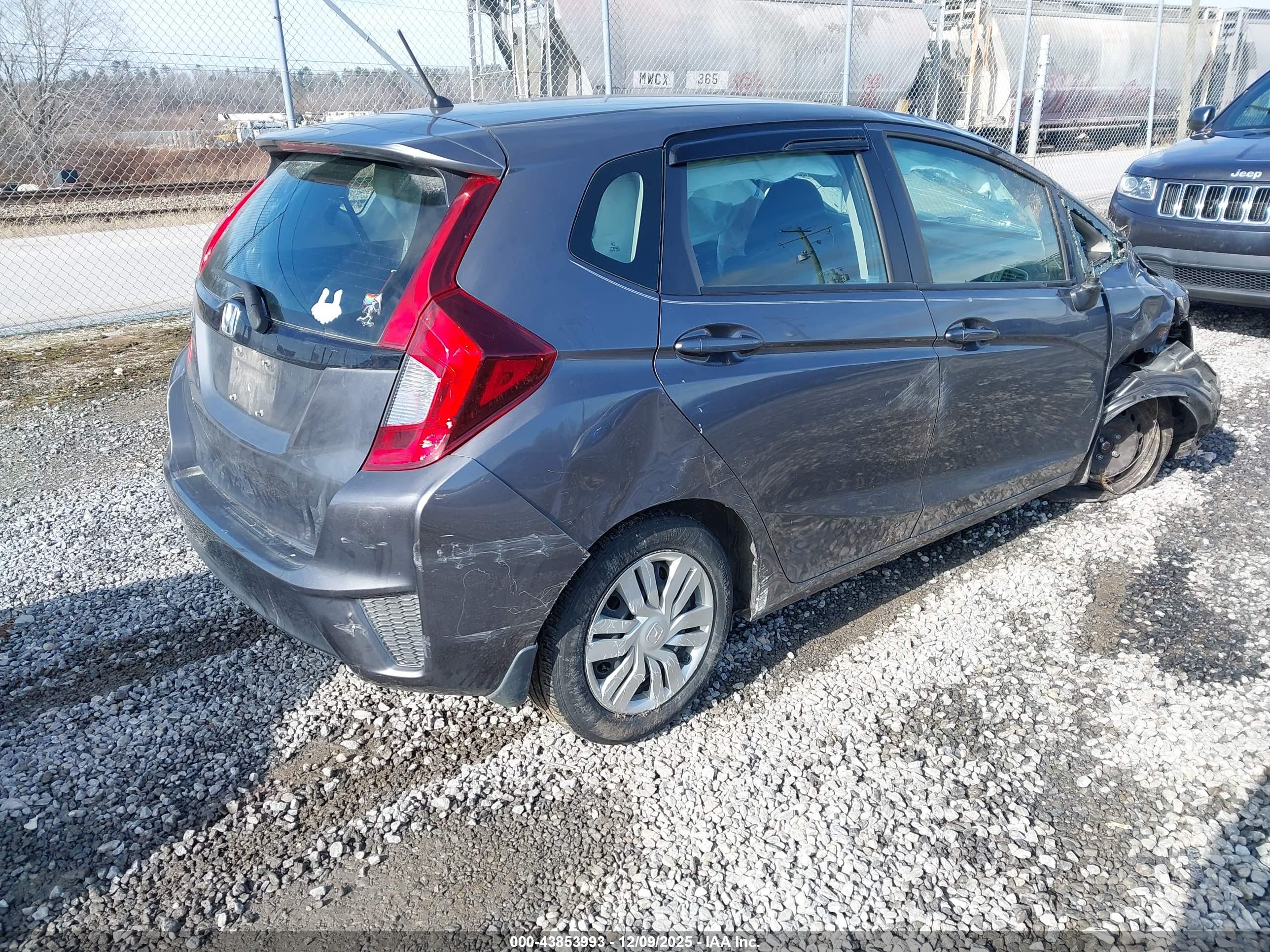 HONDA FIT image 4