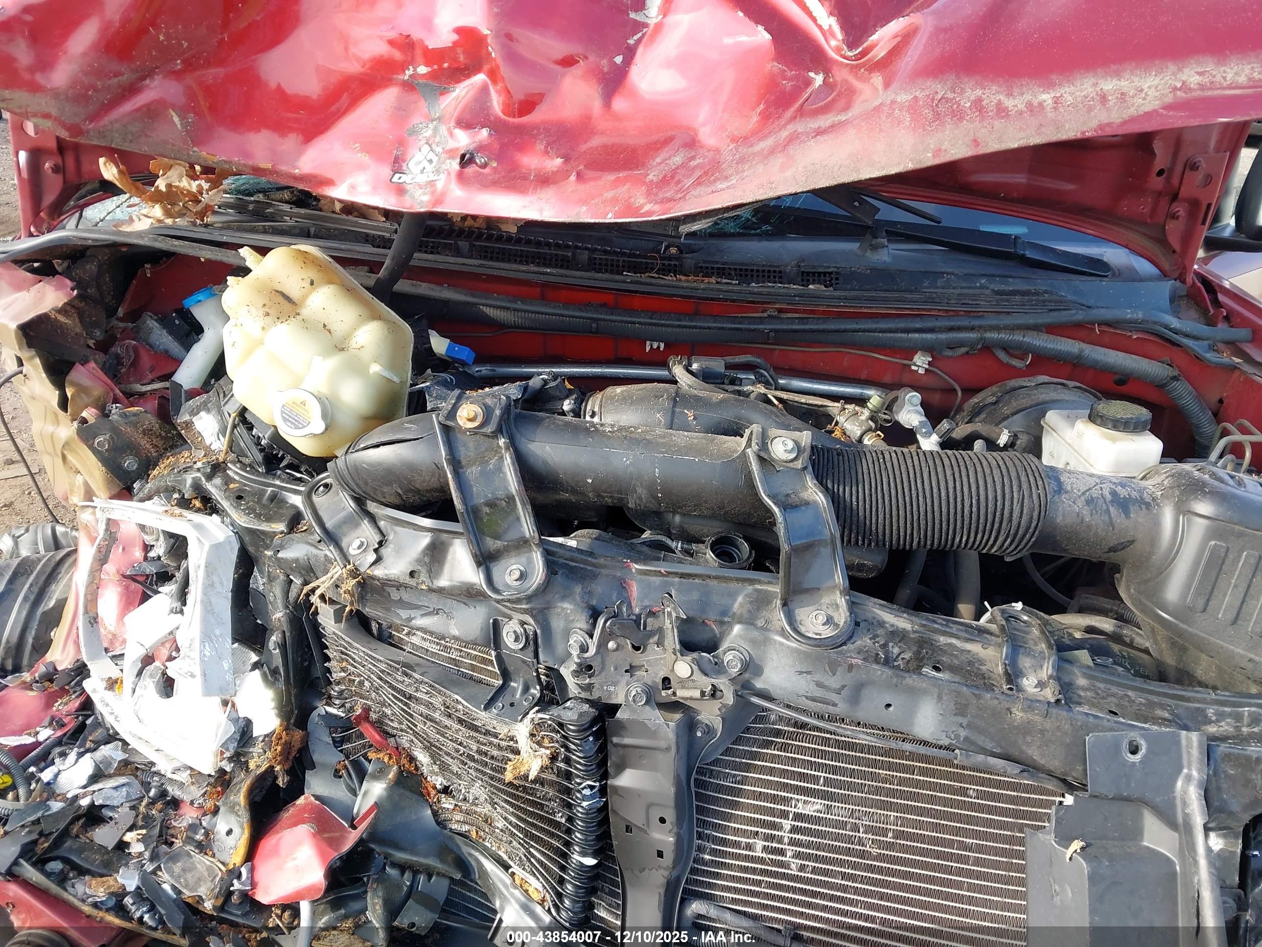 NISSAN FRONTIER image 10