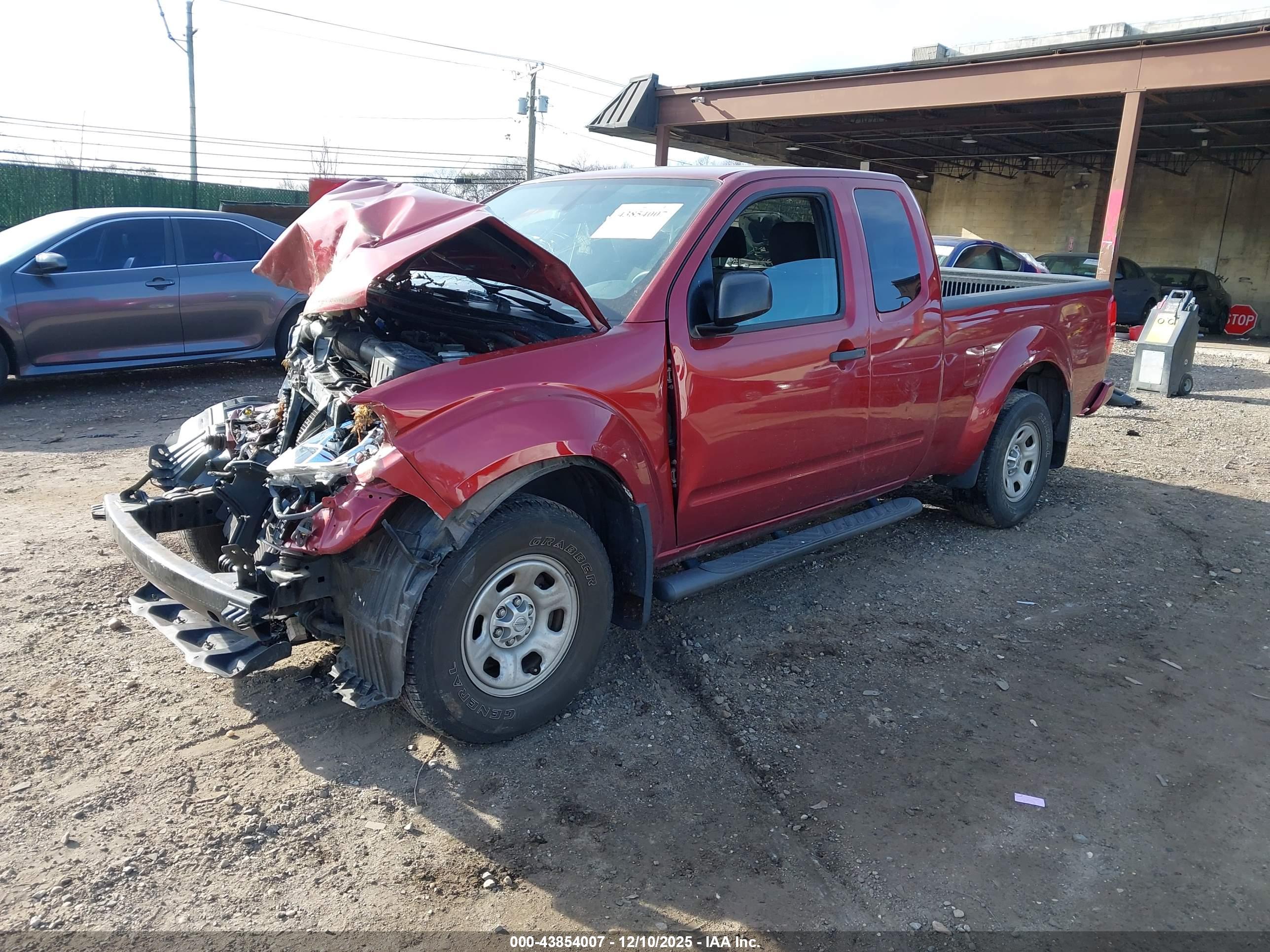 NISSAN FRONTIER image 2