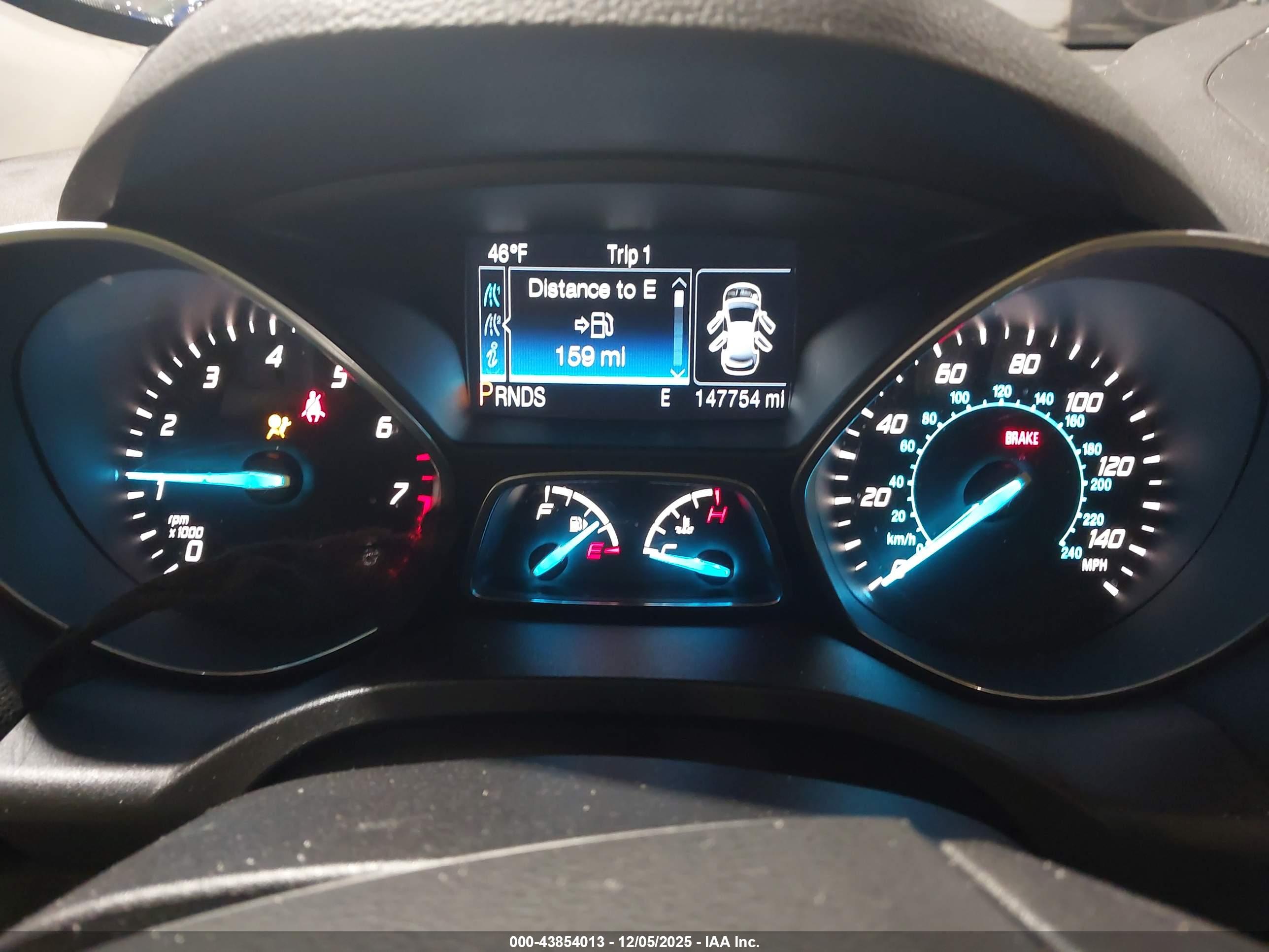 FORD ESCAPE image 7