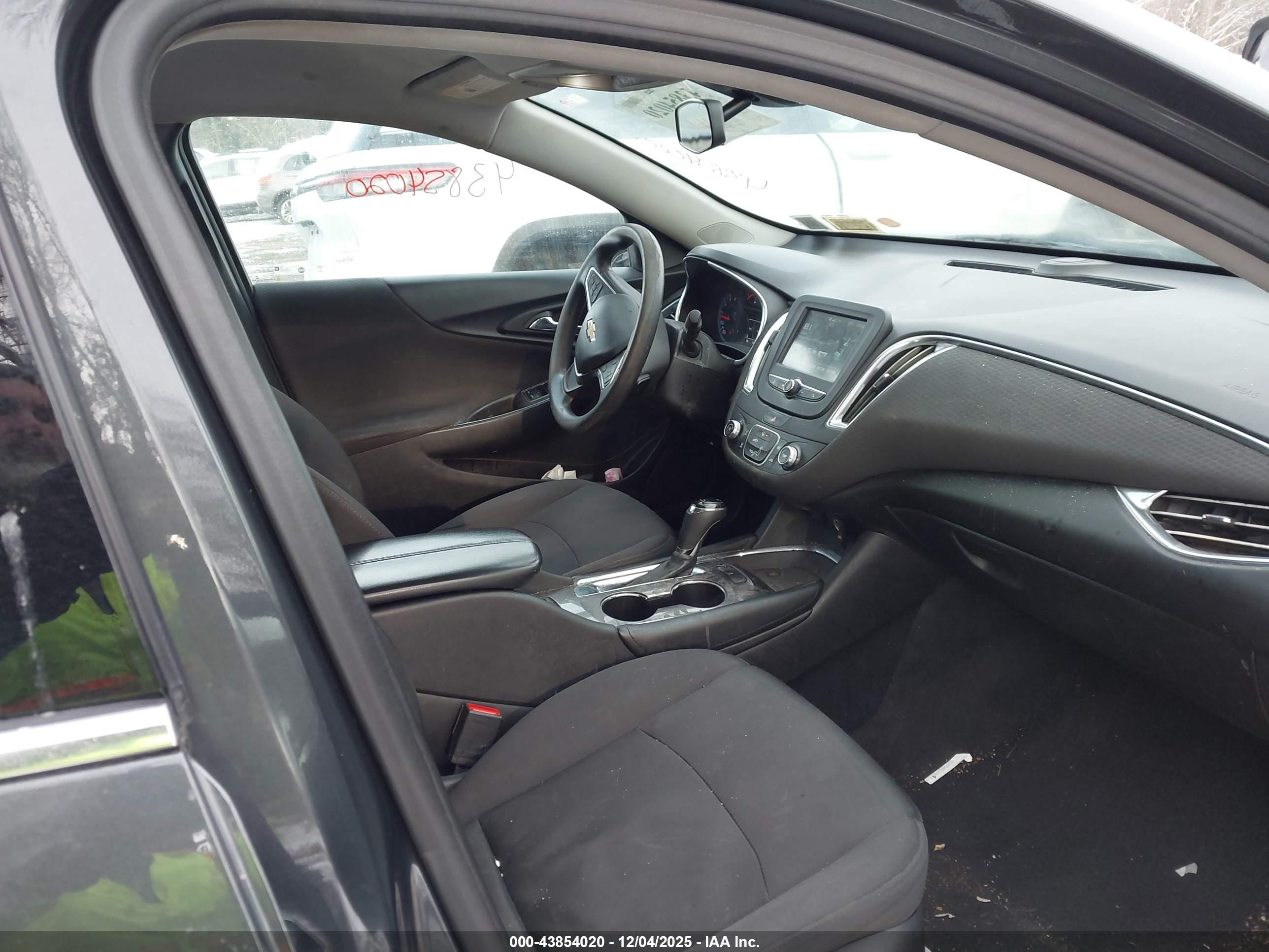 CHEVROLET MALIBU image 5