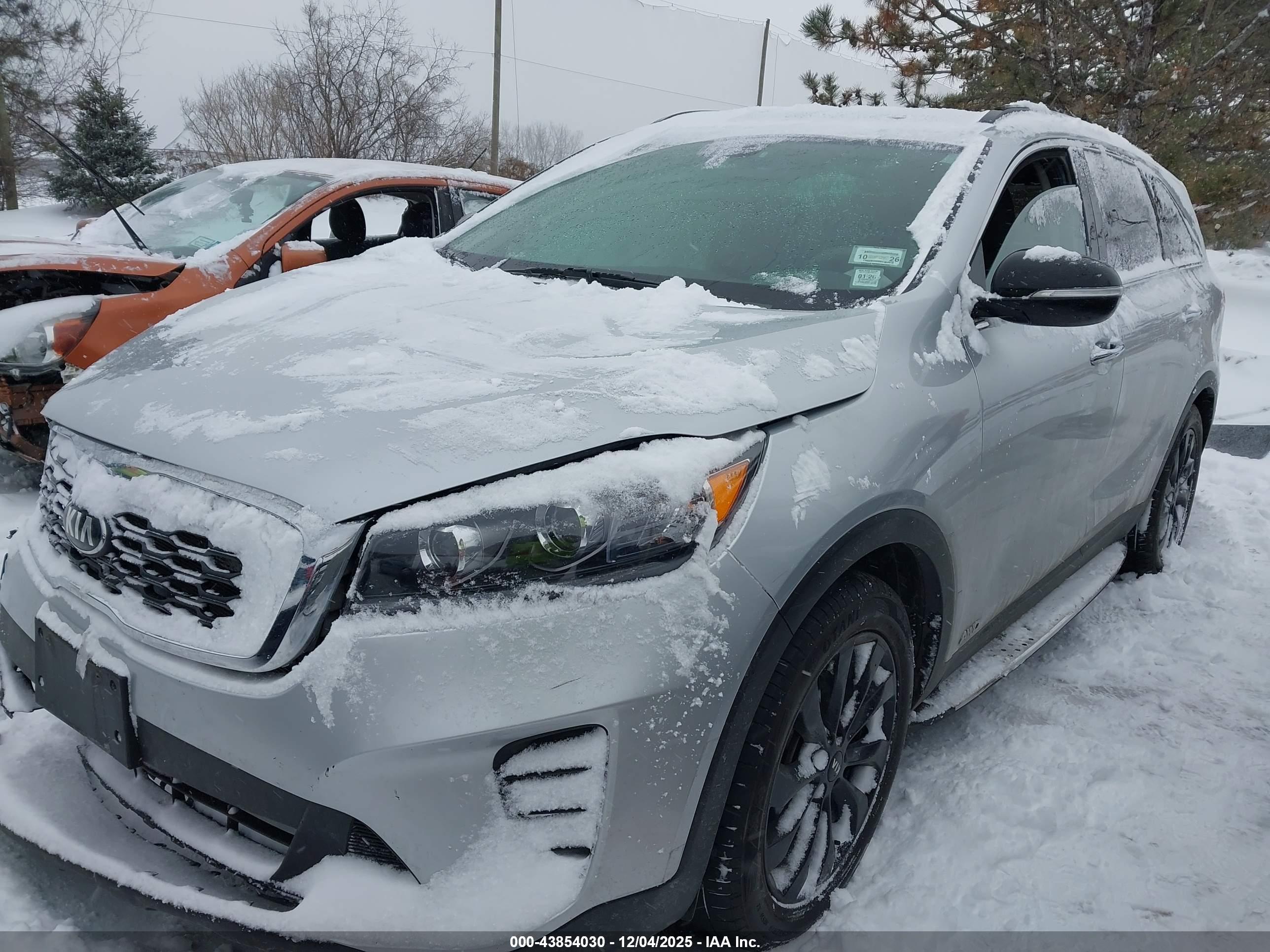 KIA SORENTO image 2
