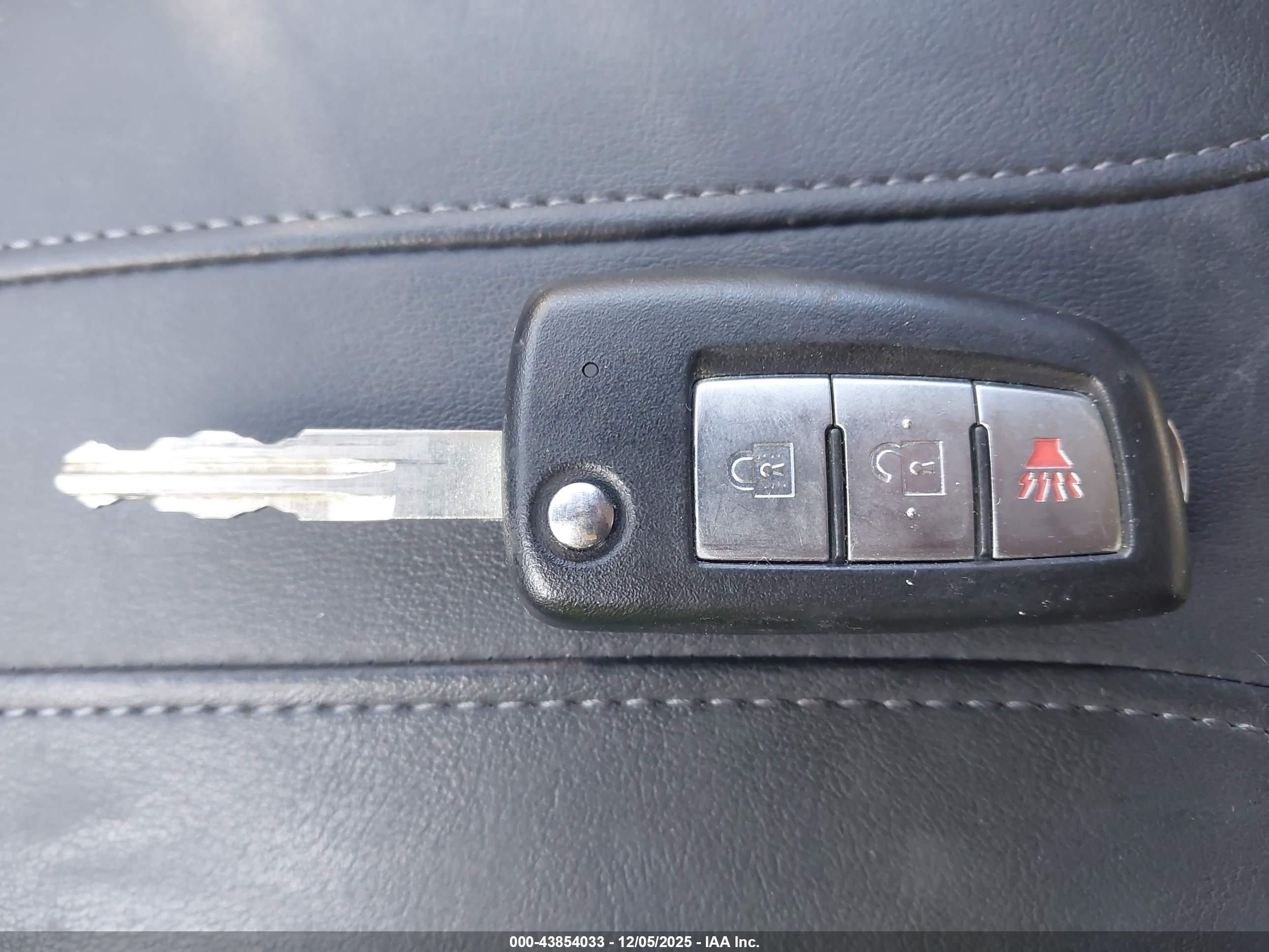 NISSAN ROGUE image 11