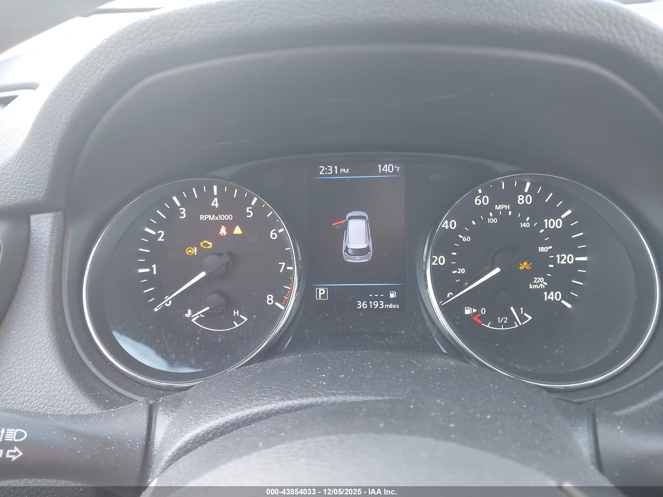 NISSAN ROGUE image 7