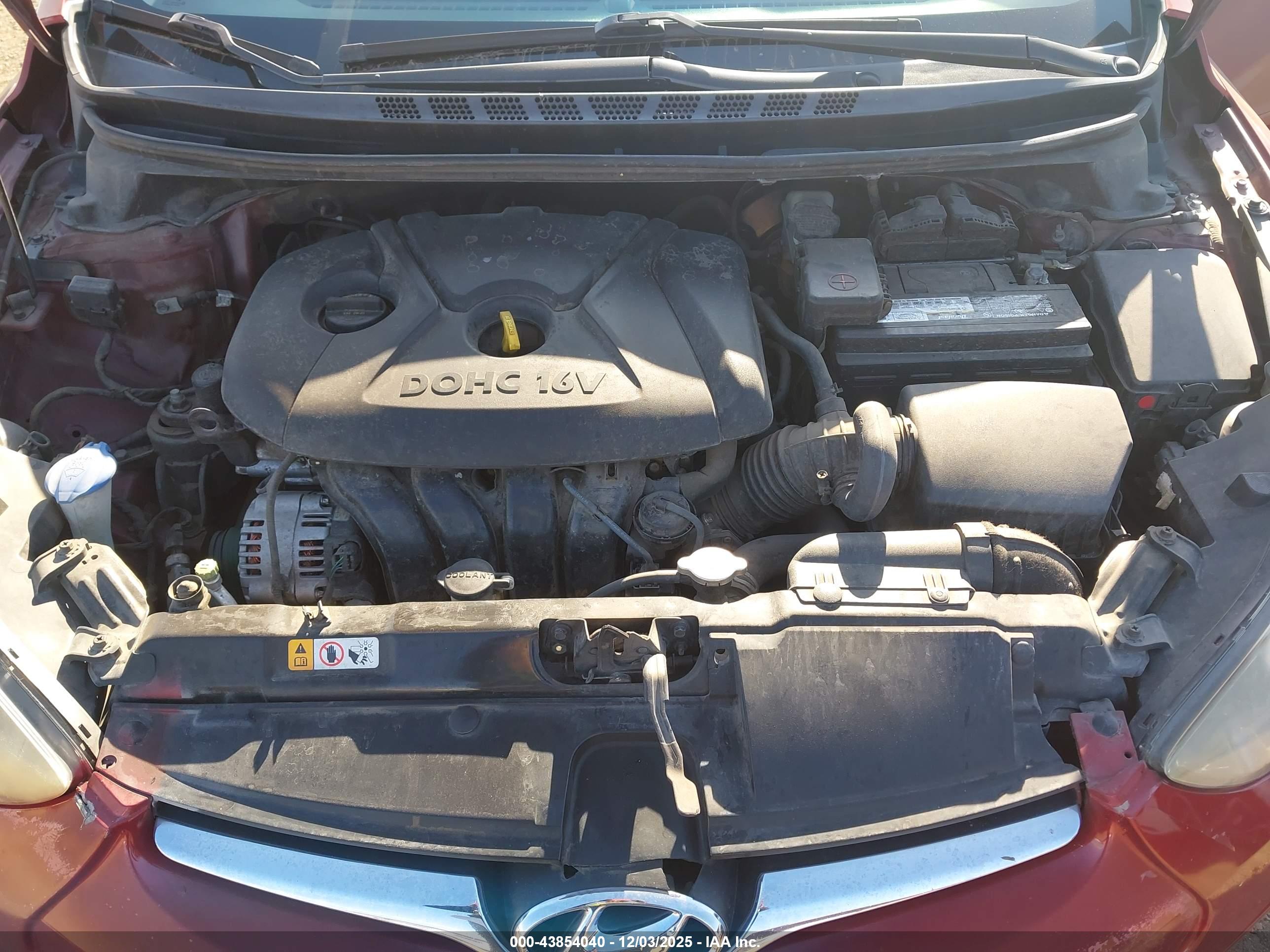 HYUNDAI ELANTRA image 10