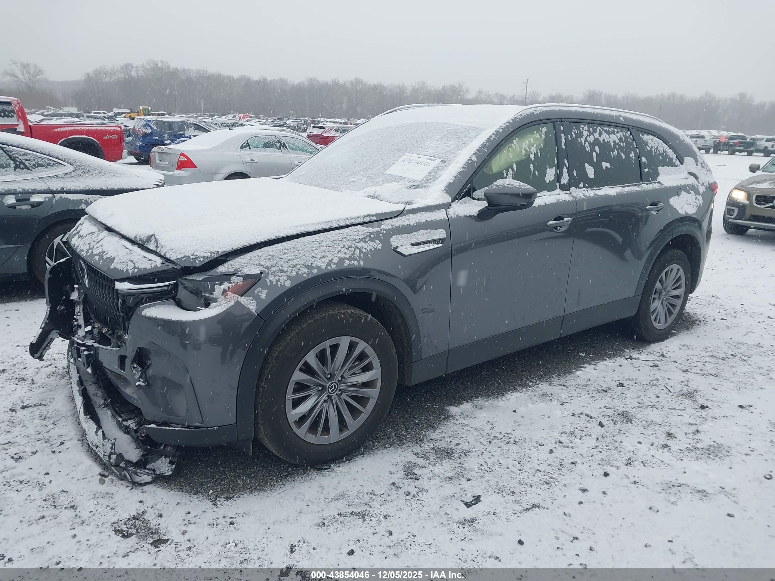 MAZDA CX-90 image 2
