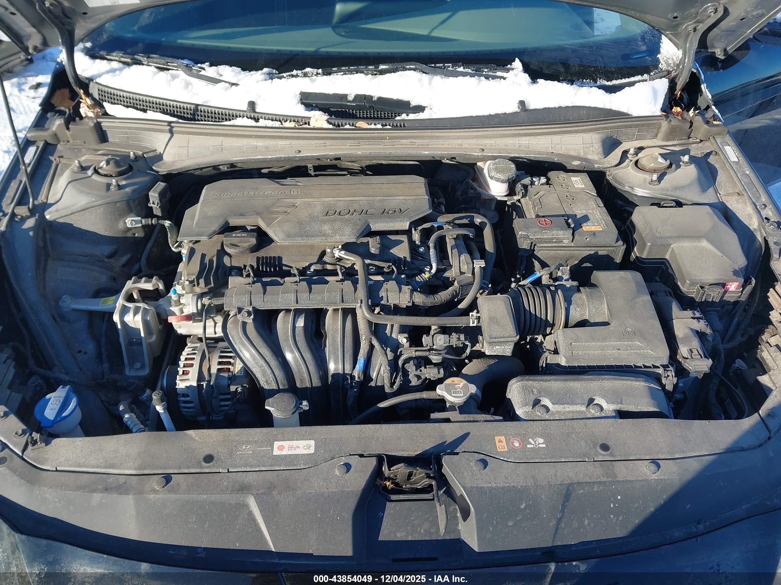HYUNDAI ELANTRA image 10