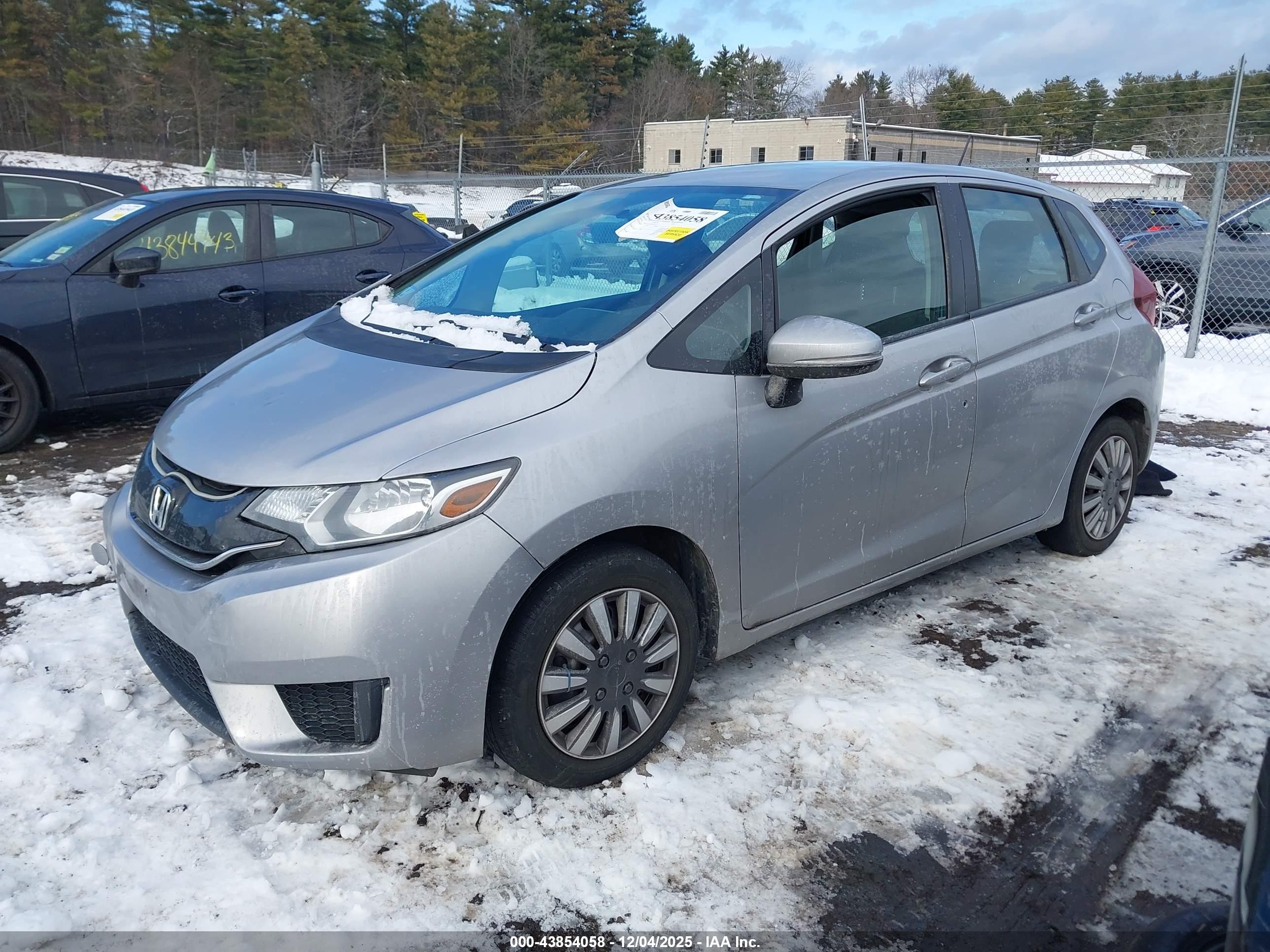 HONDA FIT image 2