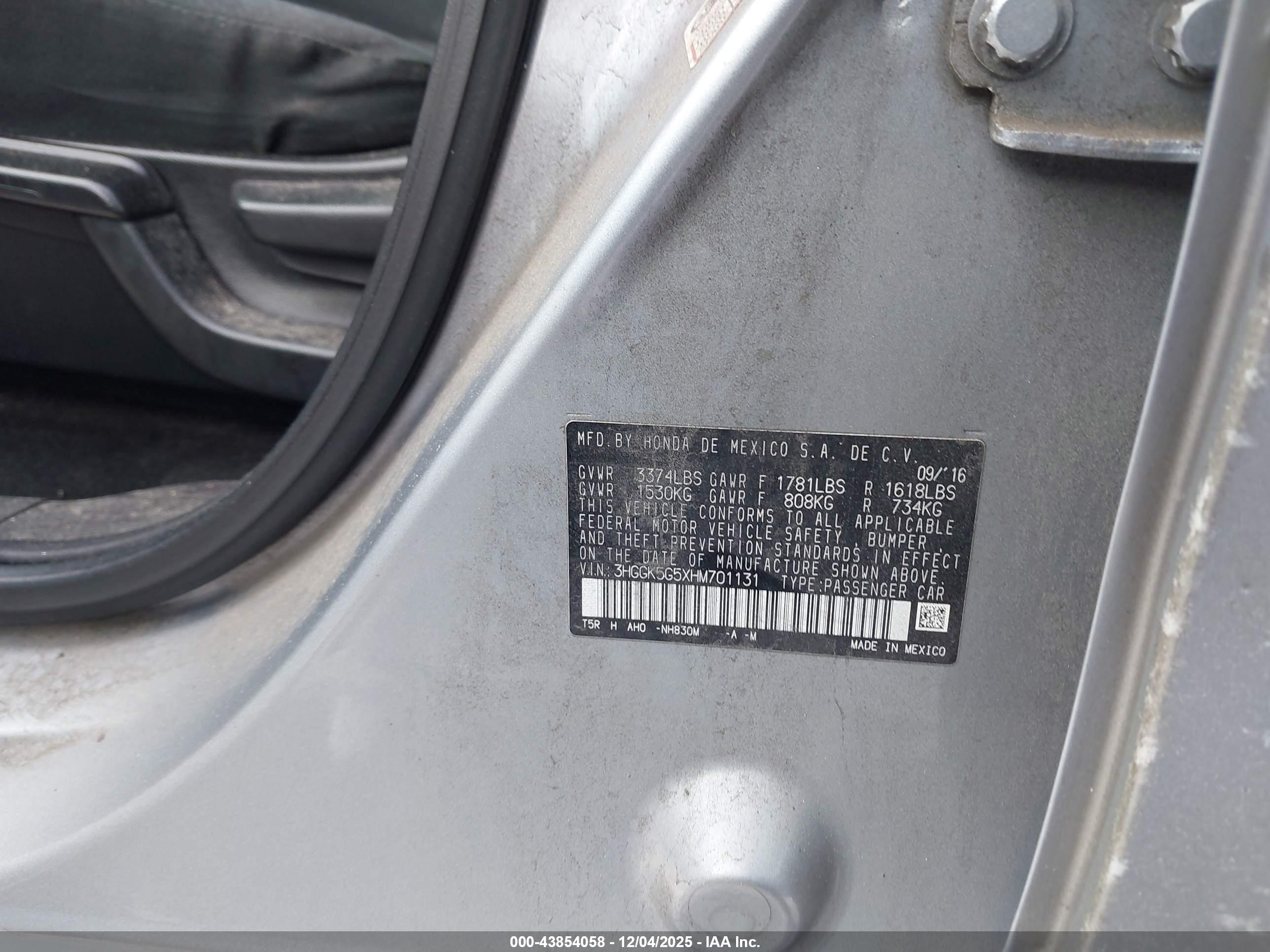 HONDA FIT image 9
