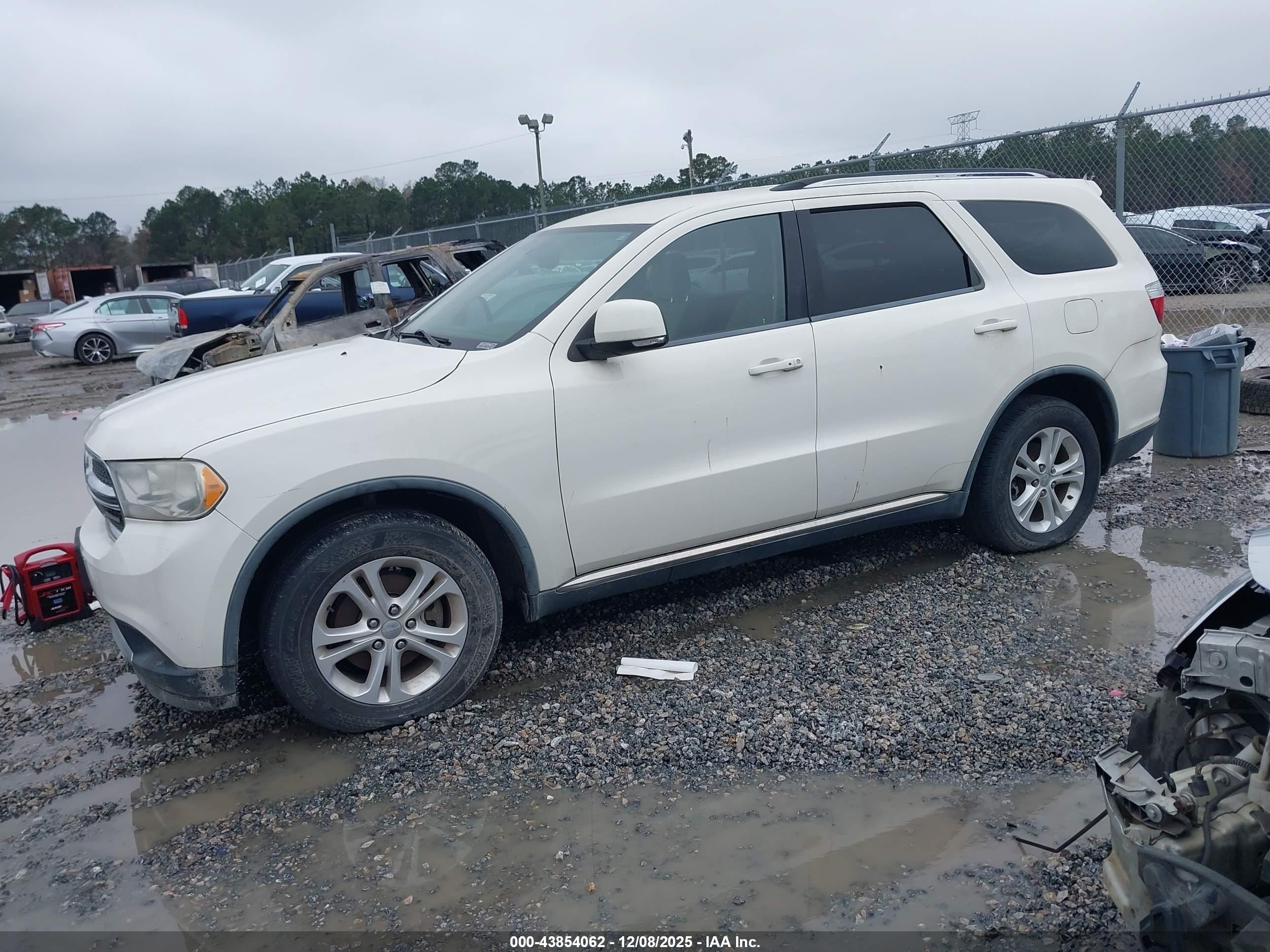 DODGE DURANGO image 2
