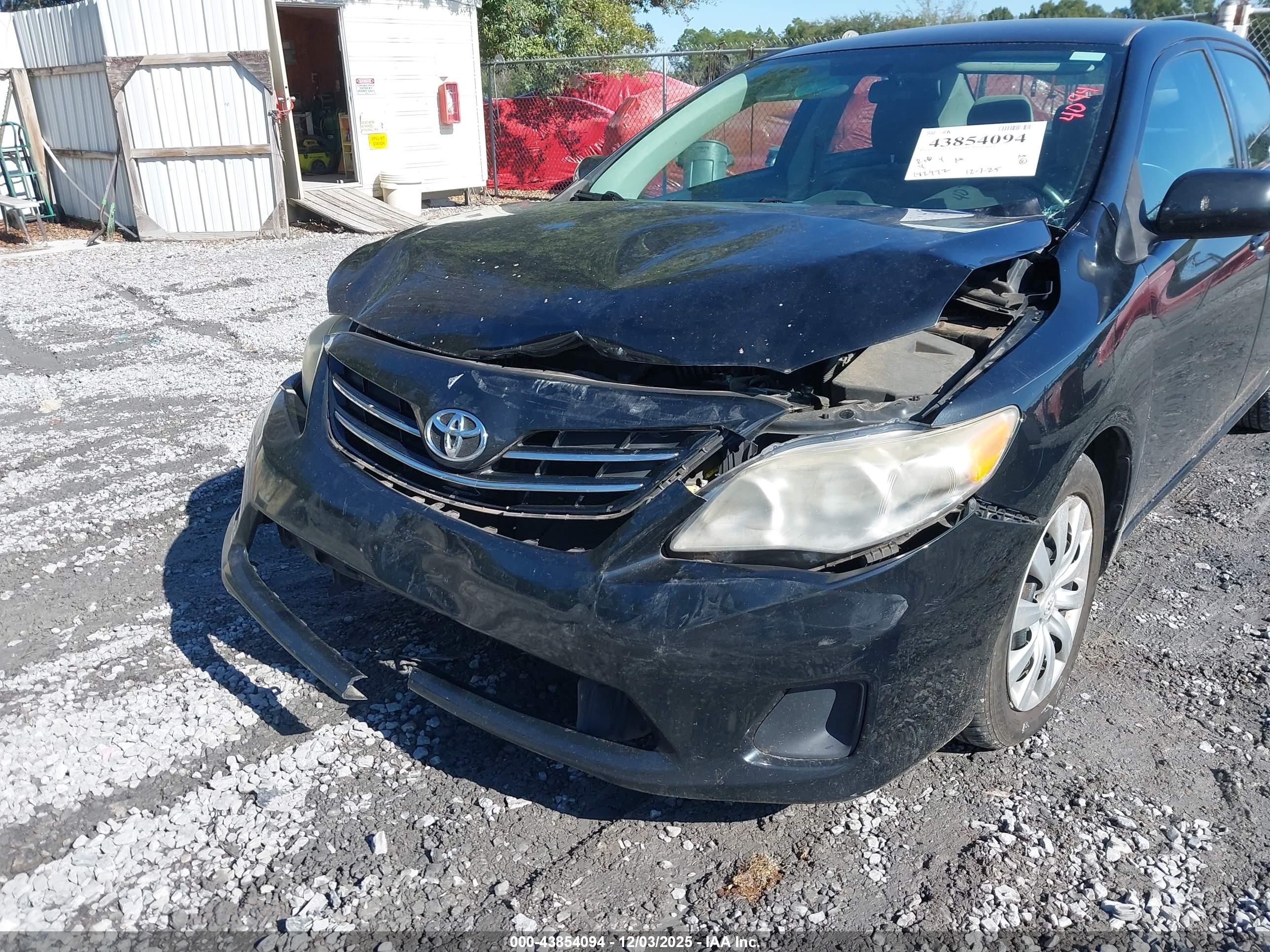 TOYOTA COROLLA image 6