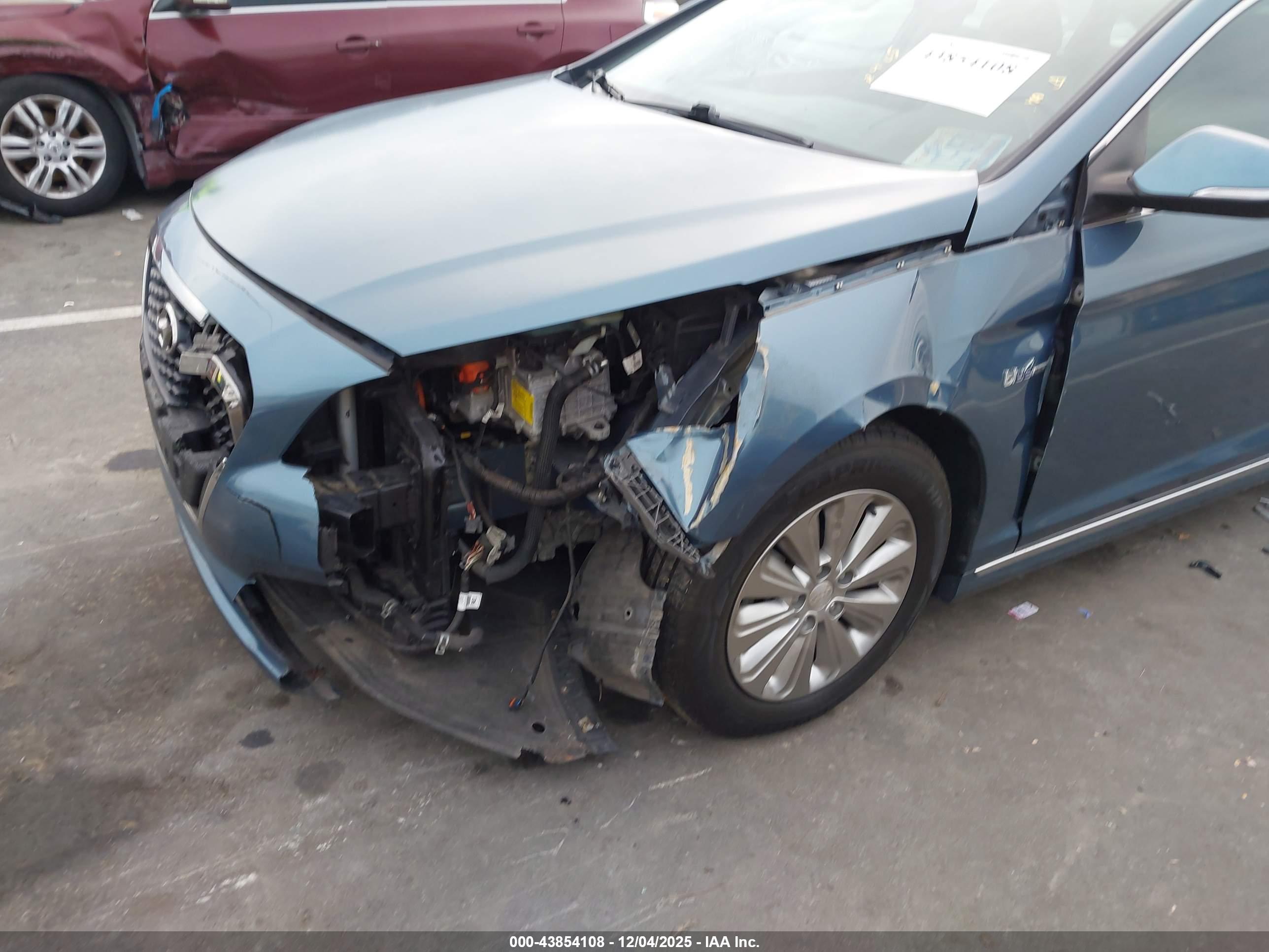 HYUNDAI SONATA image 6